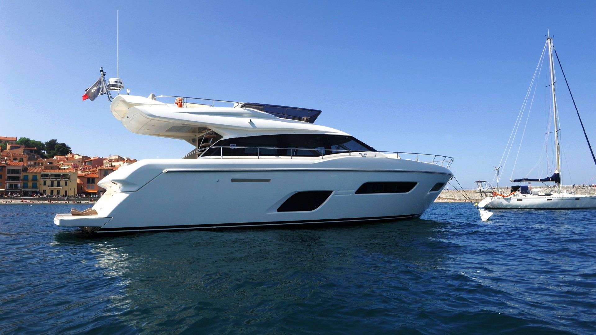 FERRETTI - 550 à vendre