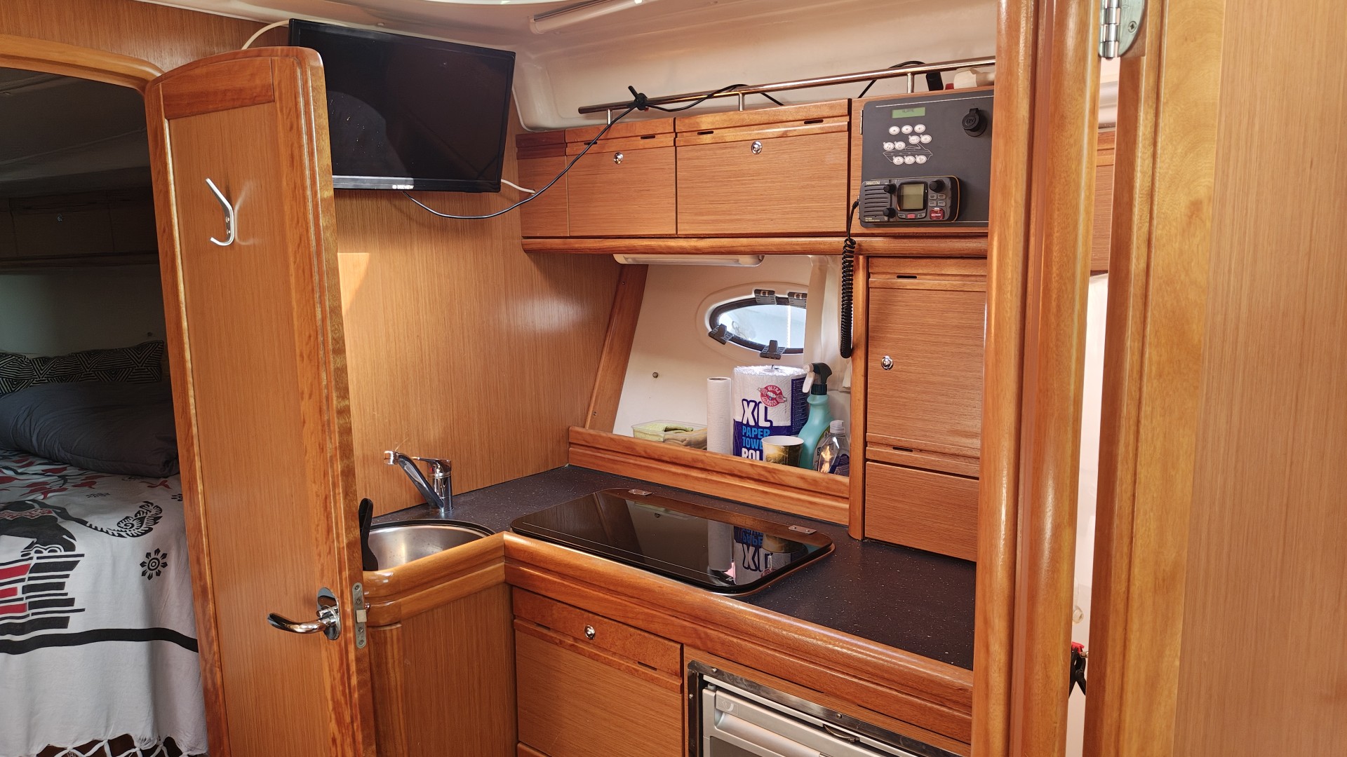 BAVARIA - 33 SPORT à vendre