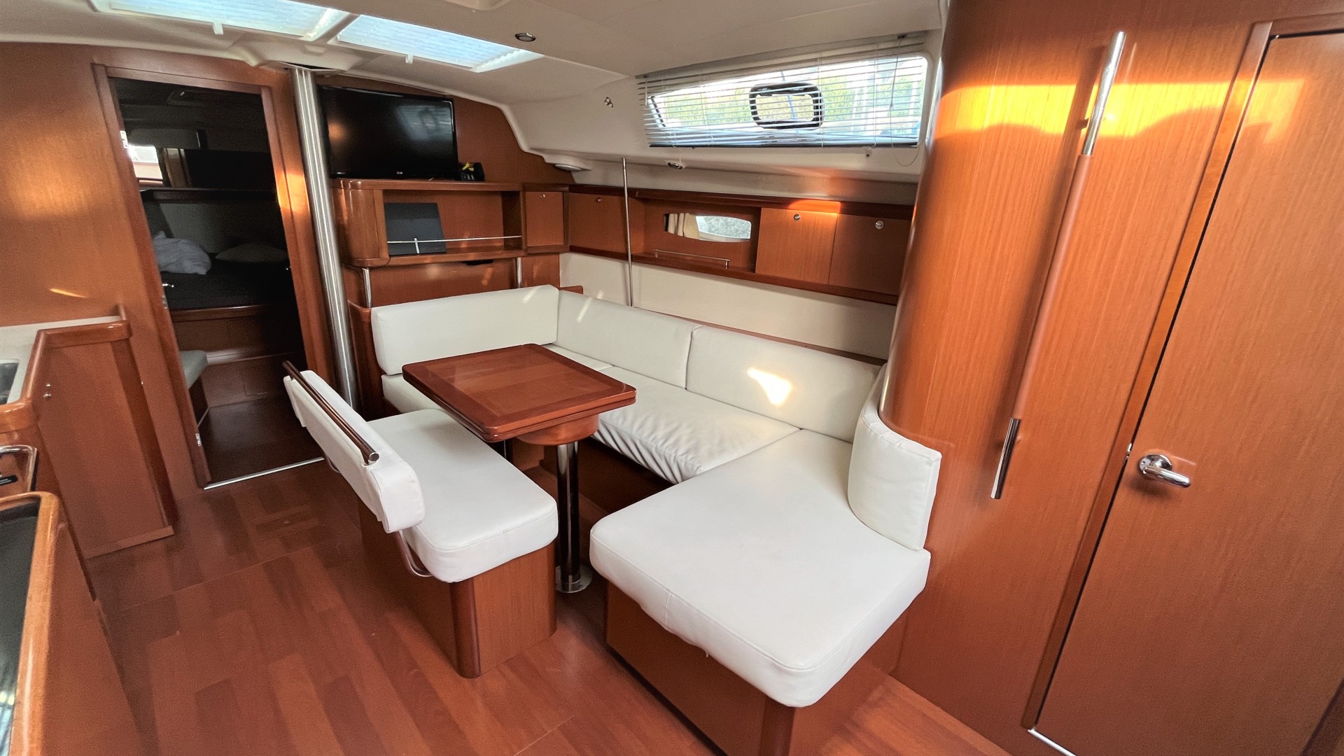 BENETEAU - OCEANIS 43 à vendre