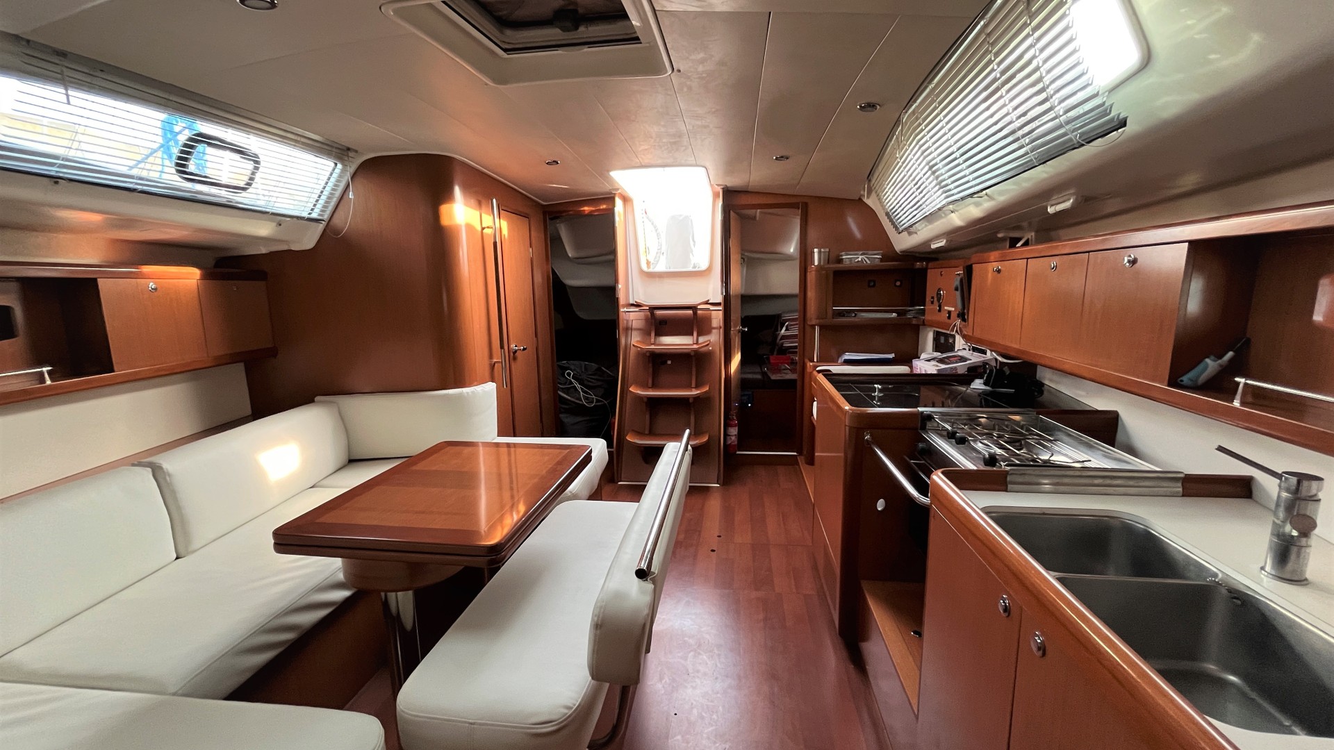 BENETEAU - OCEANIS 43 à vendre