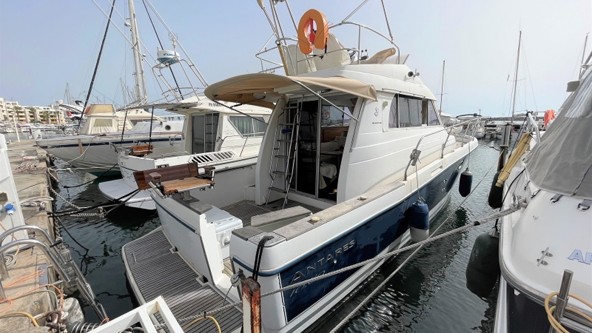 BENETEAU - ANTARES 10.80 à vendre