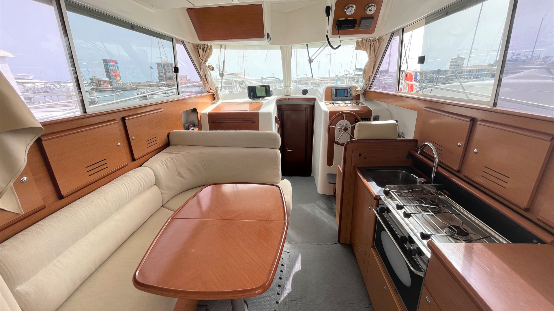 BENETEAU - ANTARES 10.80 à vendre