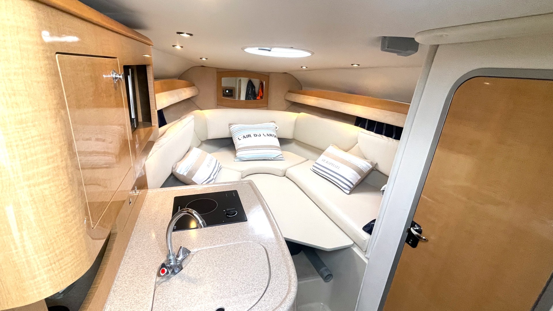 FOUR WINNS - 258 VISTA à vendre