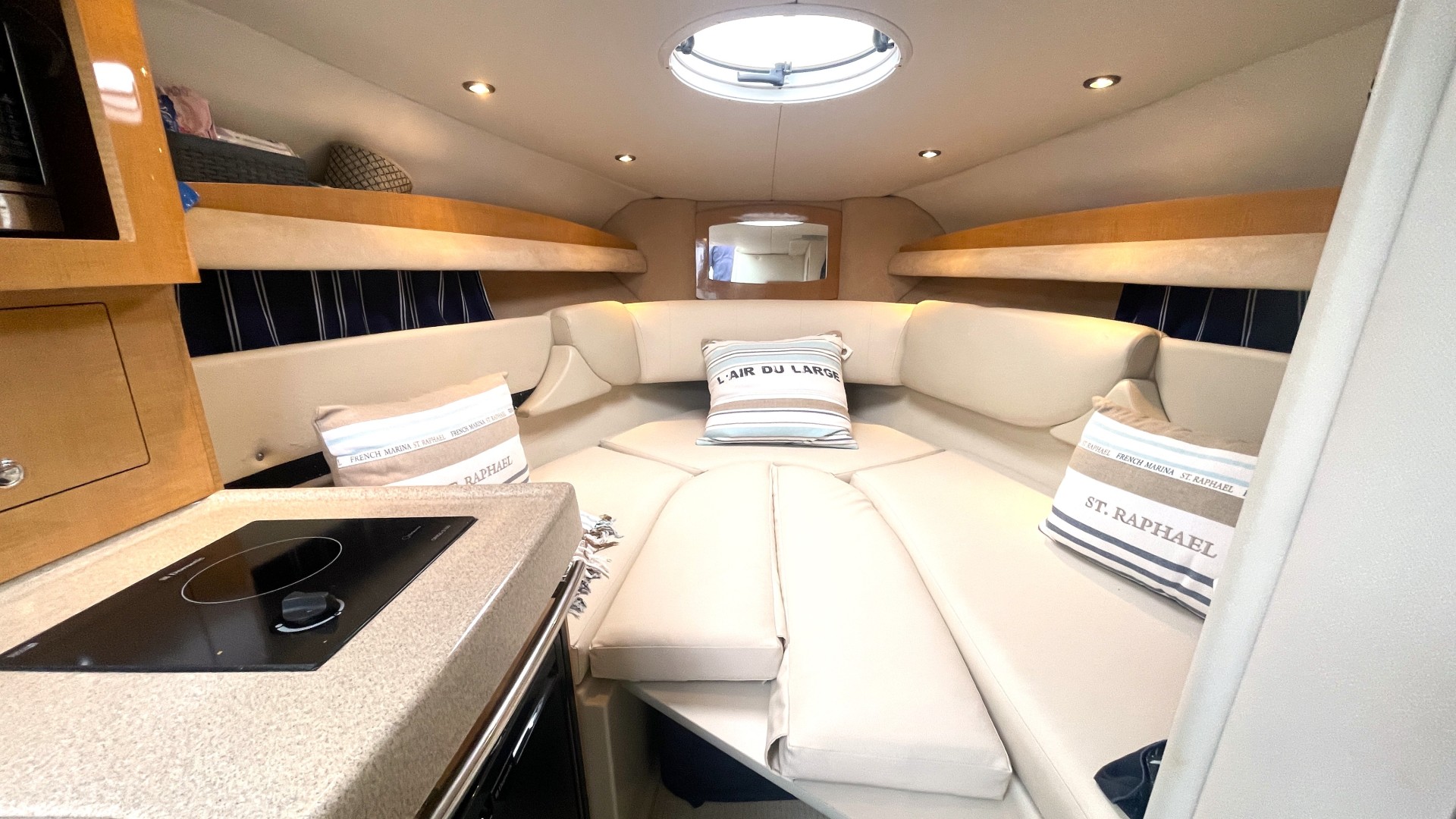 FOUR WINNS - 258 VISTA à vendre