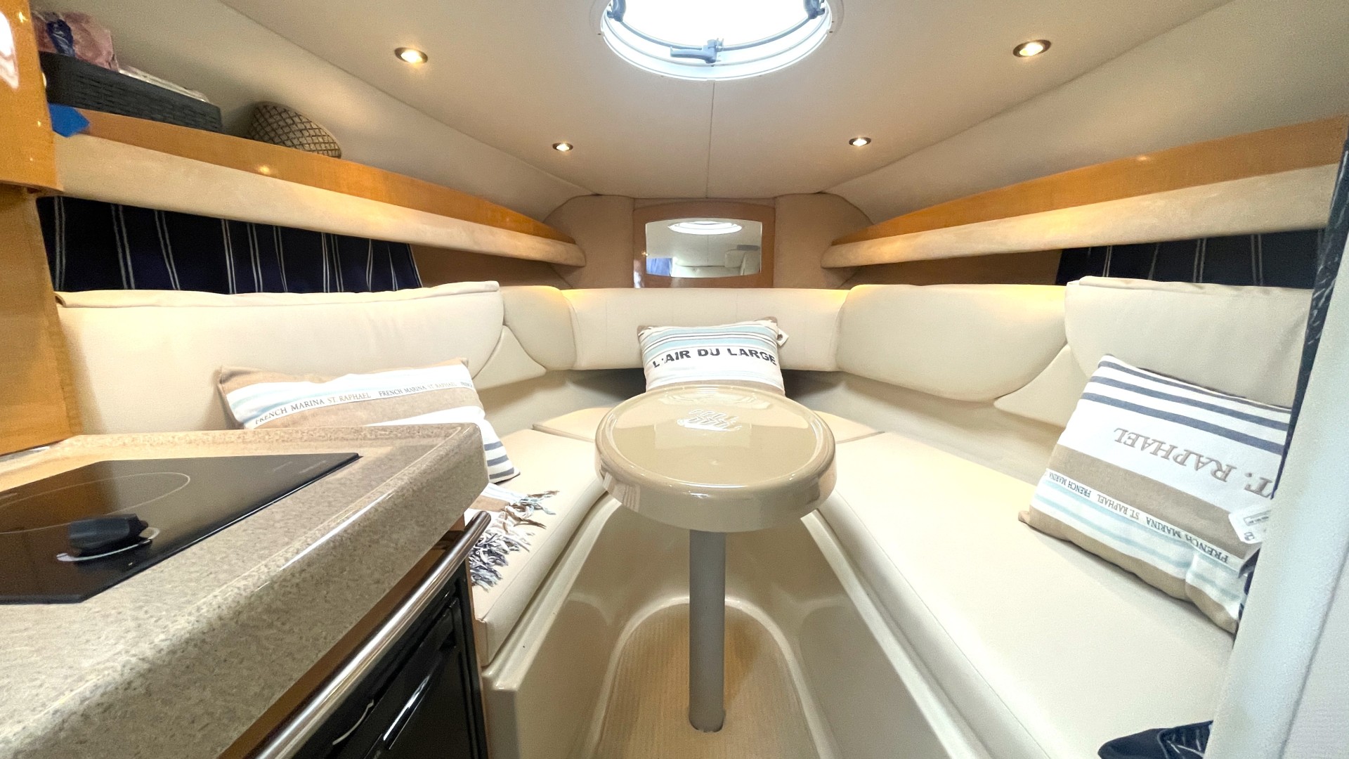 FOUR WINNS - 258 VISTA à vendre