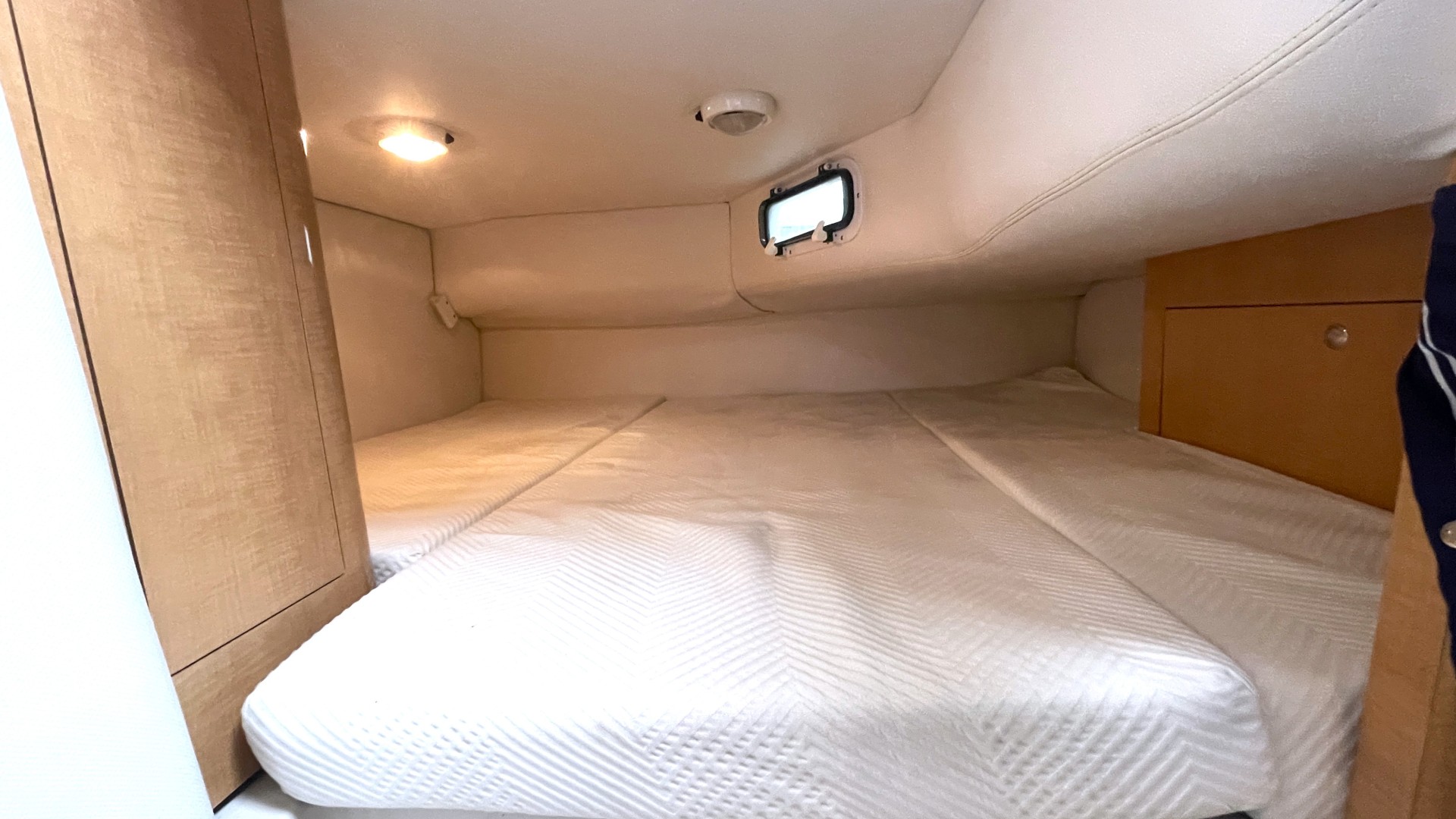 FOUR WINNS - 258 VISTA à vendre