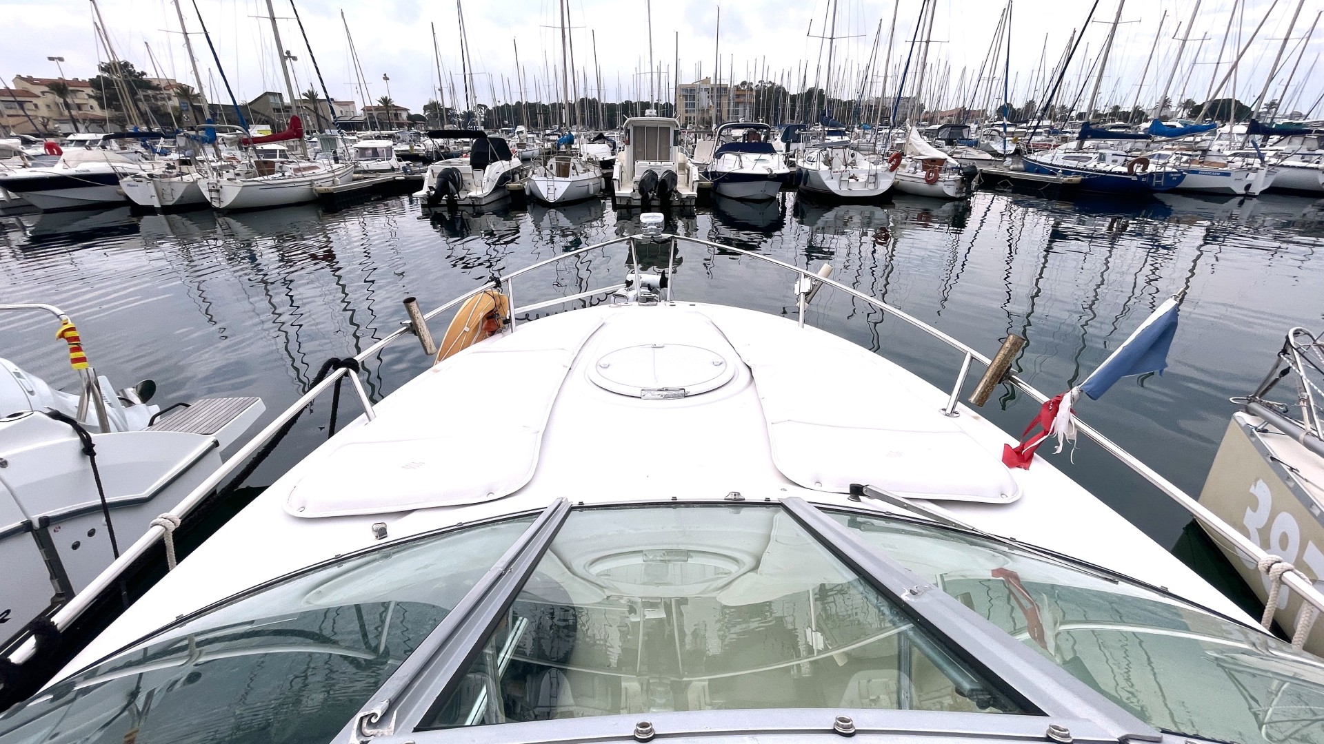 FOUR WINNS - 258 VISTA à vendre