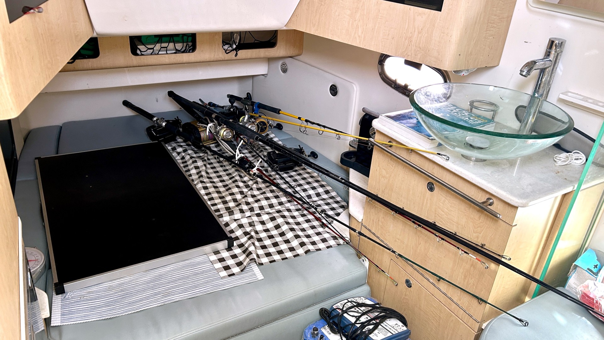 BOSTON WHALER - 370 OUTRAGE à vendre