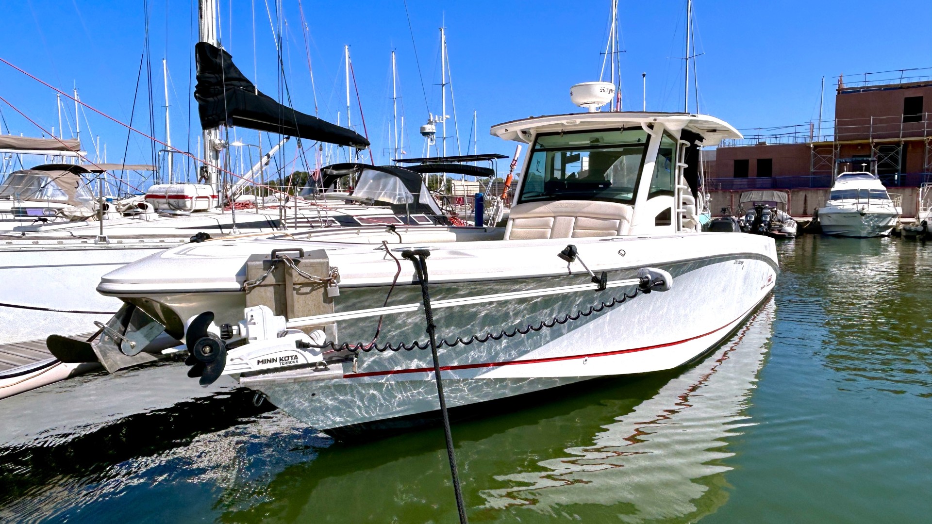 BOSTON WHALER - 370 OUTRAGE à vendre