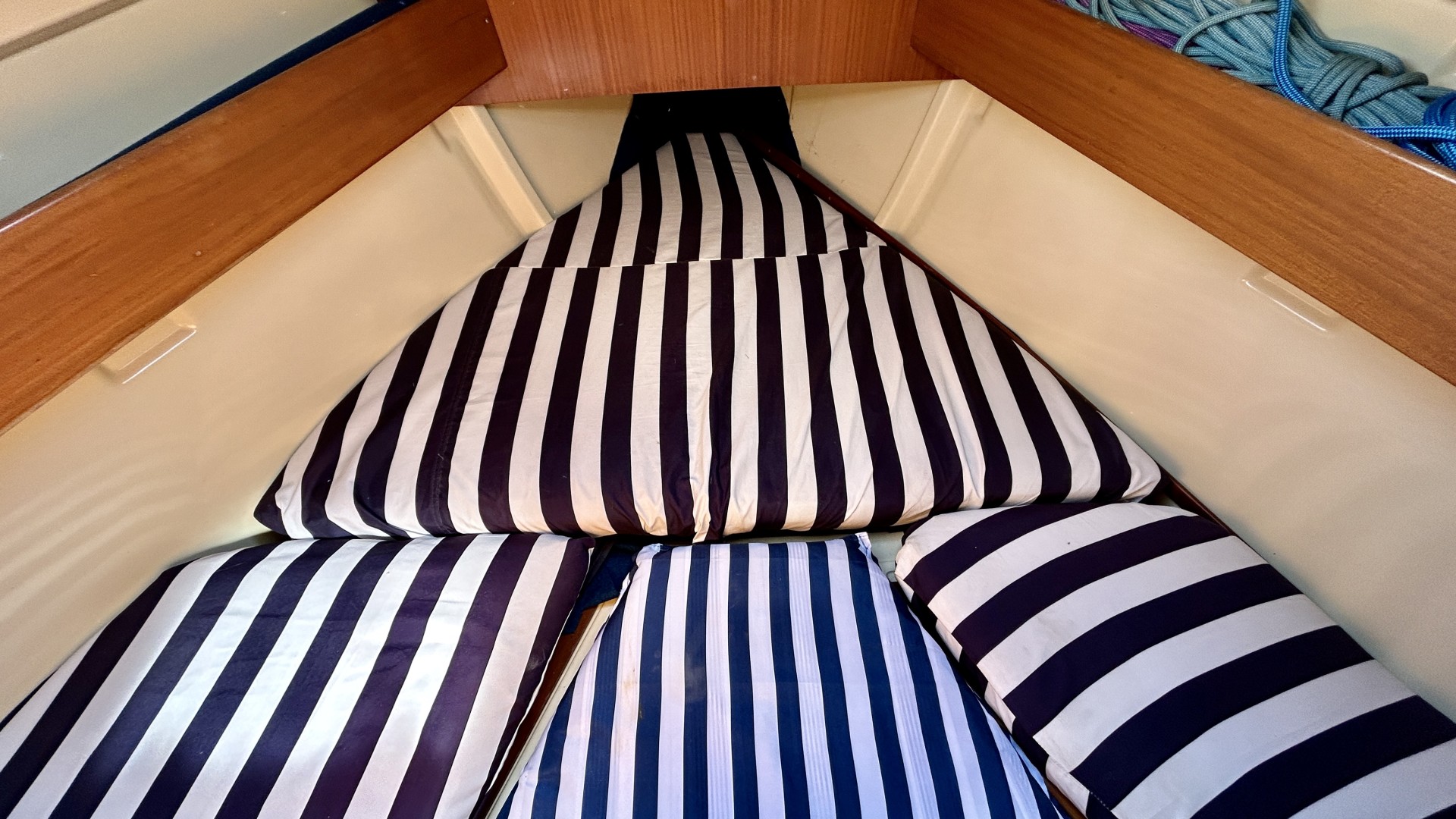 DUFOUR - 27 à vendre