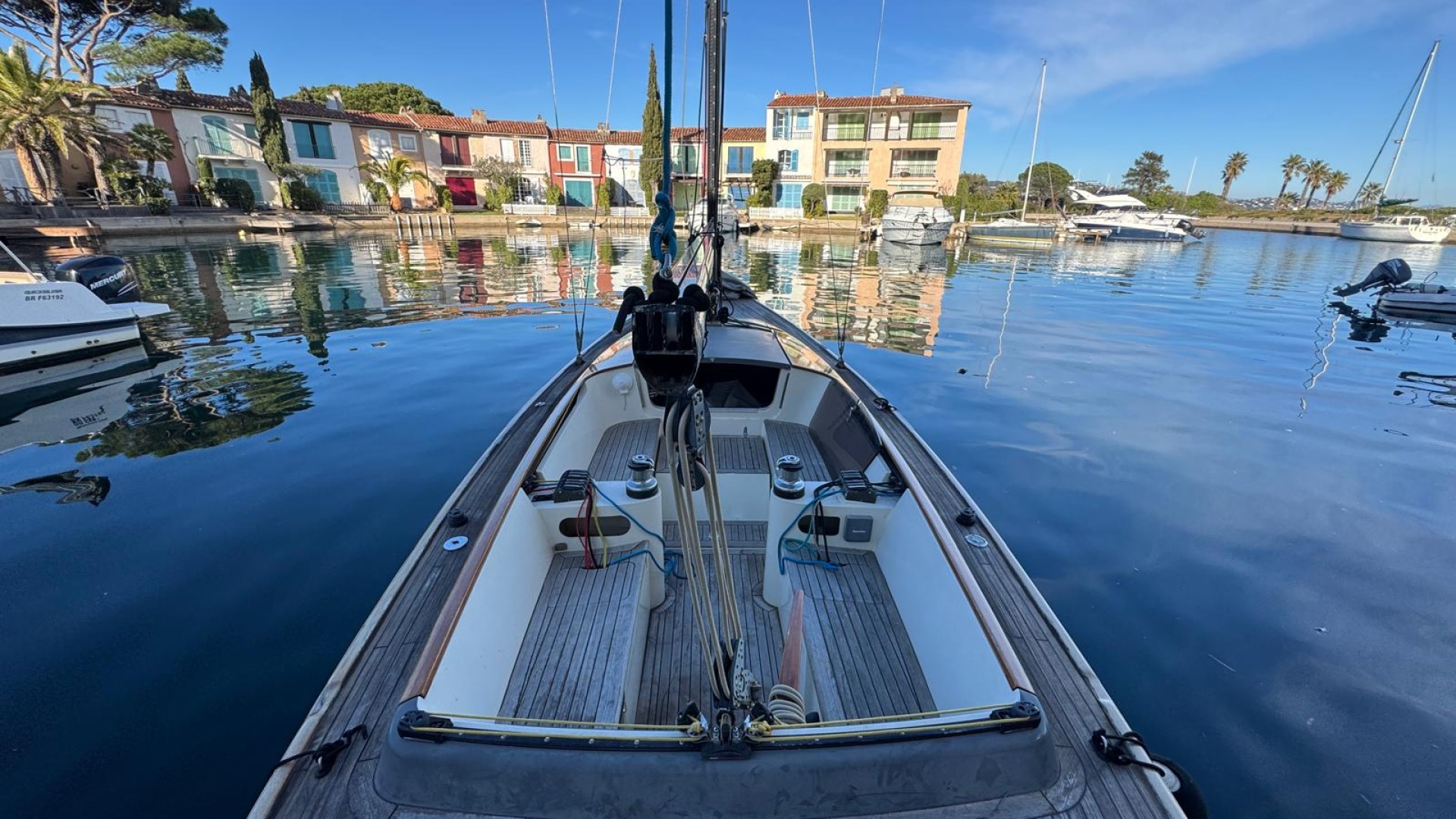 LATITUDE 46 - TOFINOU 9.50 à vendre