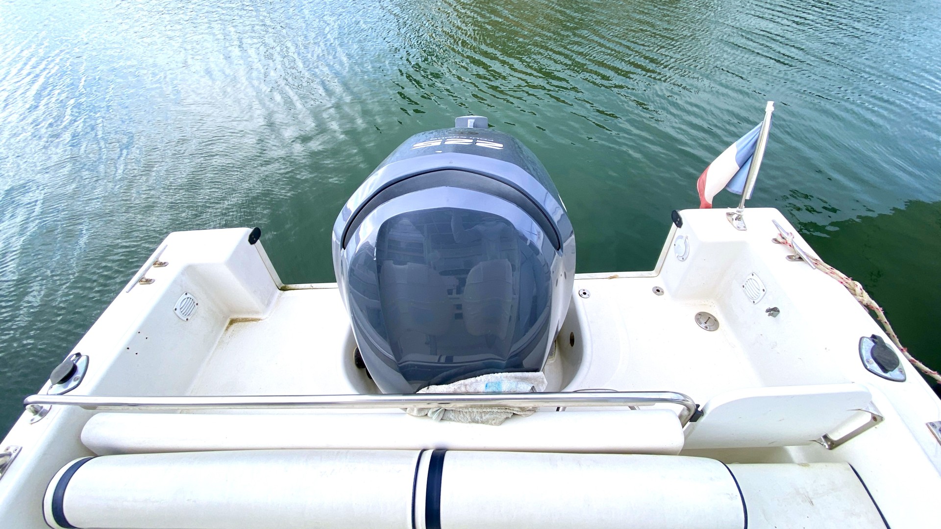 WHITE SHARK - 225 à vendre