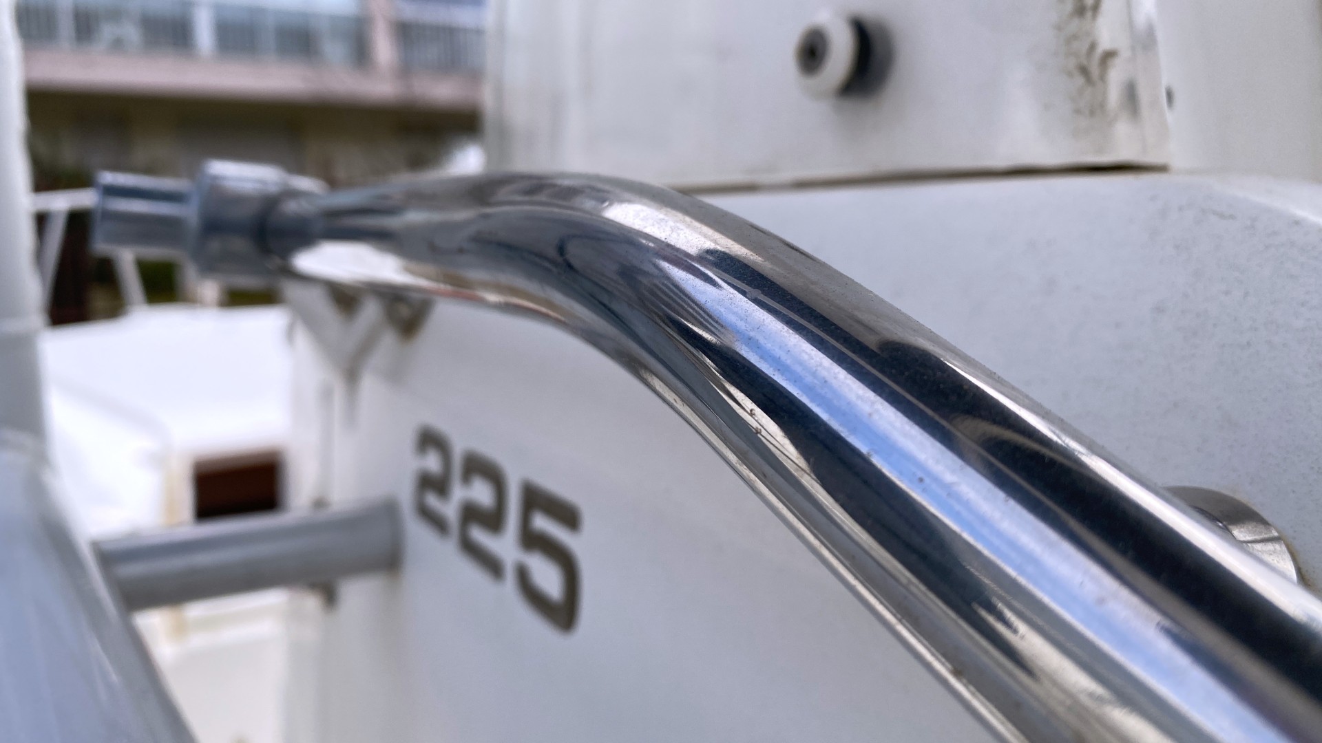 WHITE SHARK - 225 à vendre