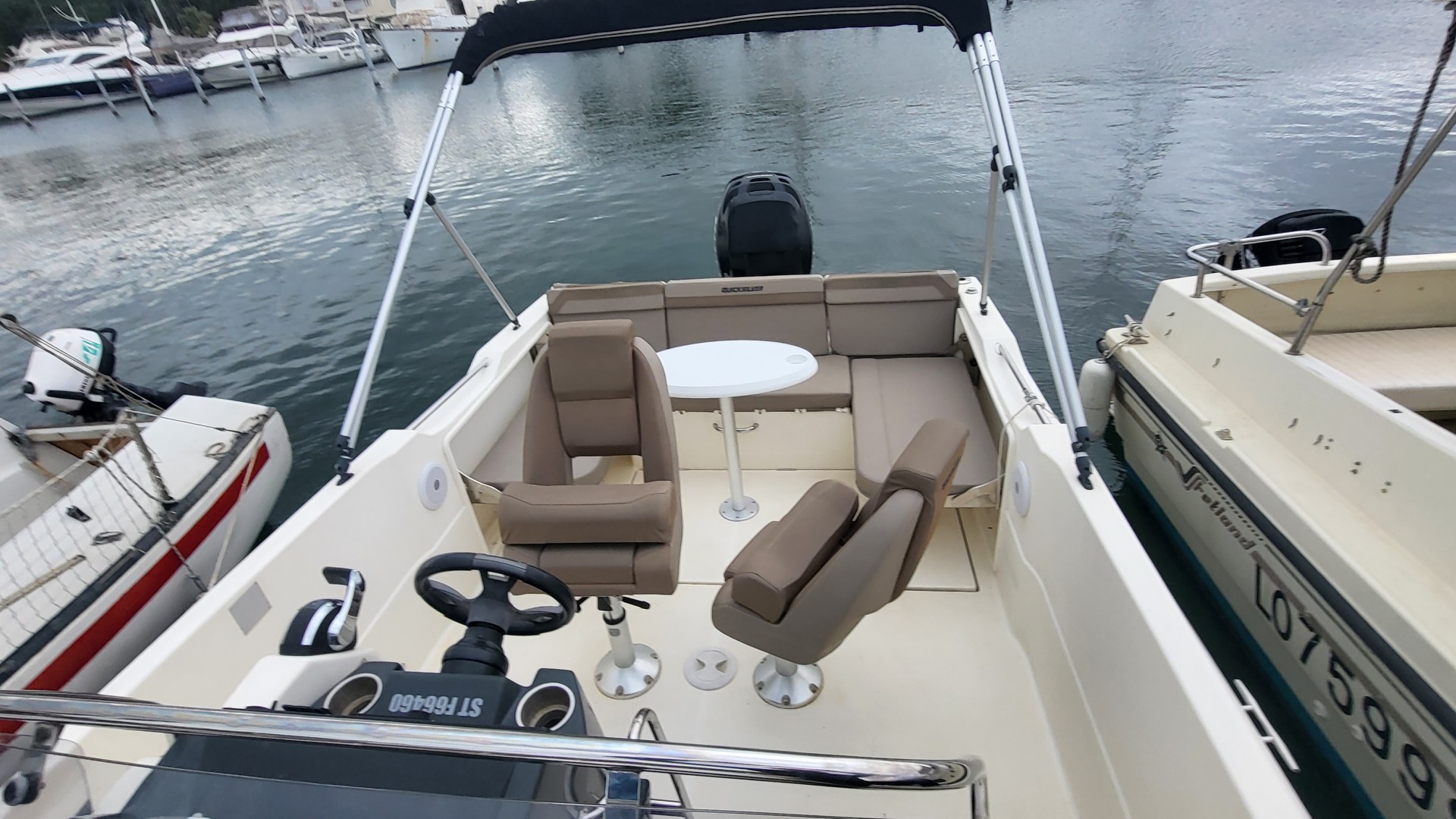 QUICKSILVER - ACTIVE 755 Open à vendre
