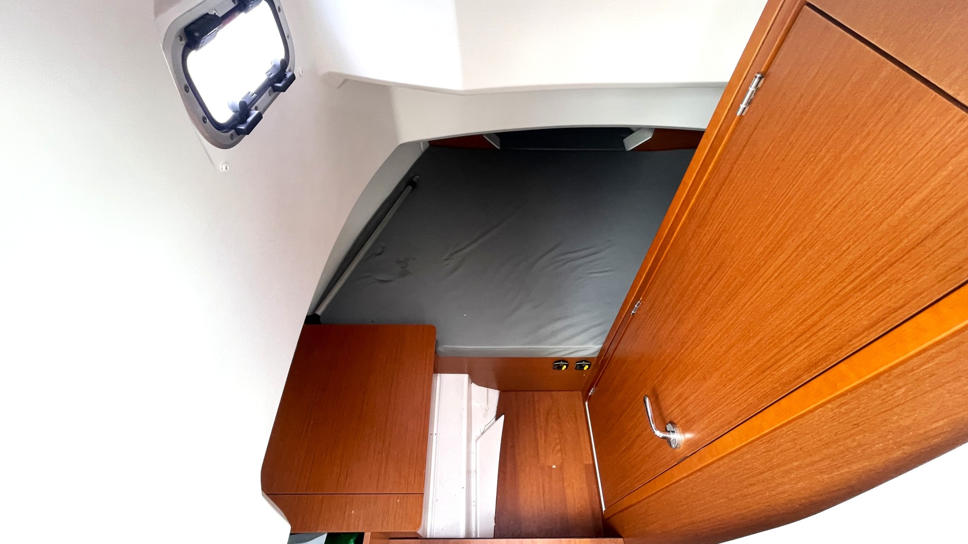 BENETEAU - BARRACUDA 9 FLY à vendre