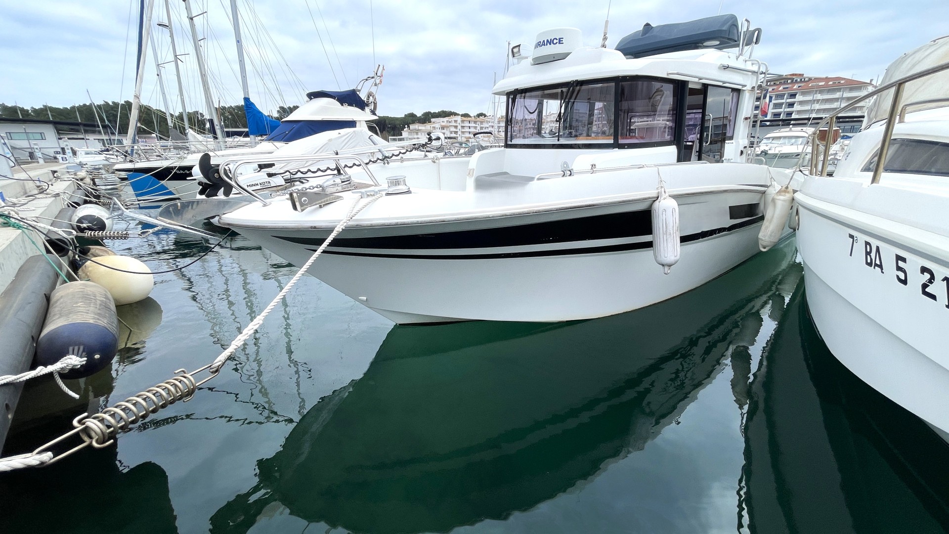 BENETEAU - BARRACUDA 9 FLY à vendre