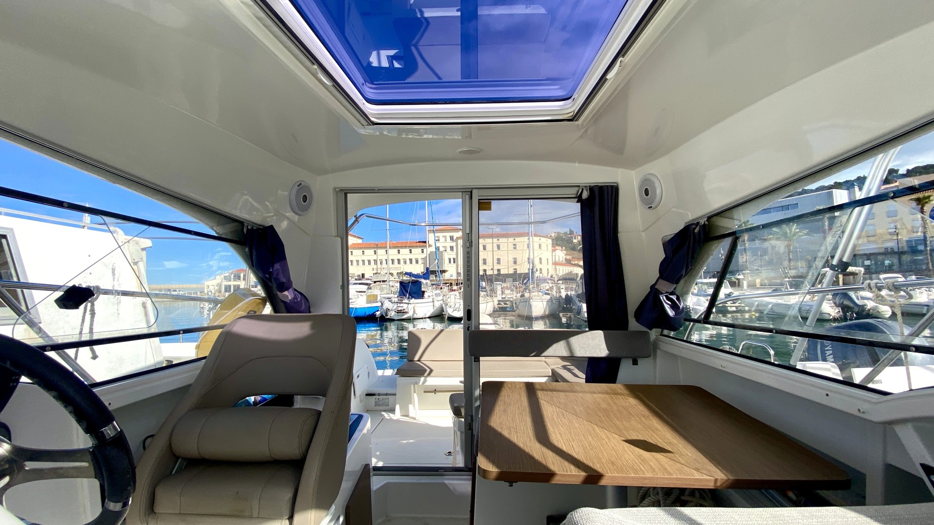 BENETEAU - ANTARES 8 OB à vendre