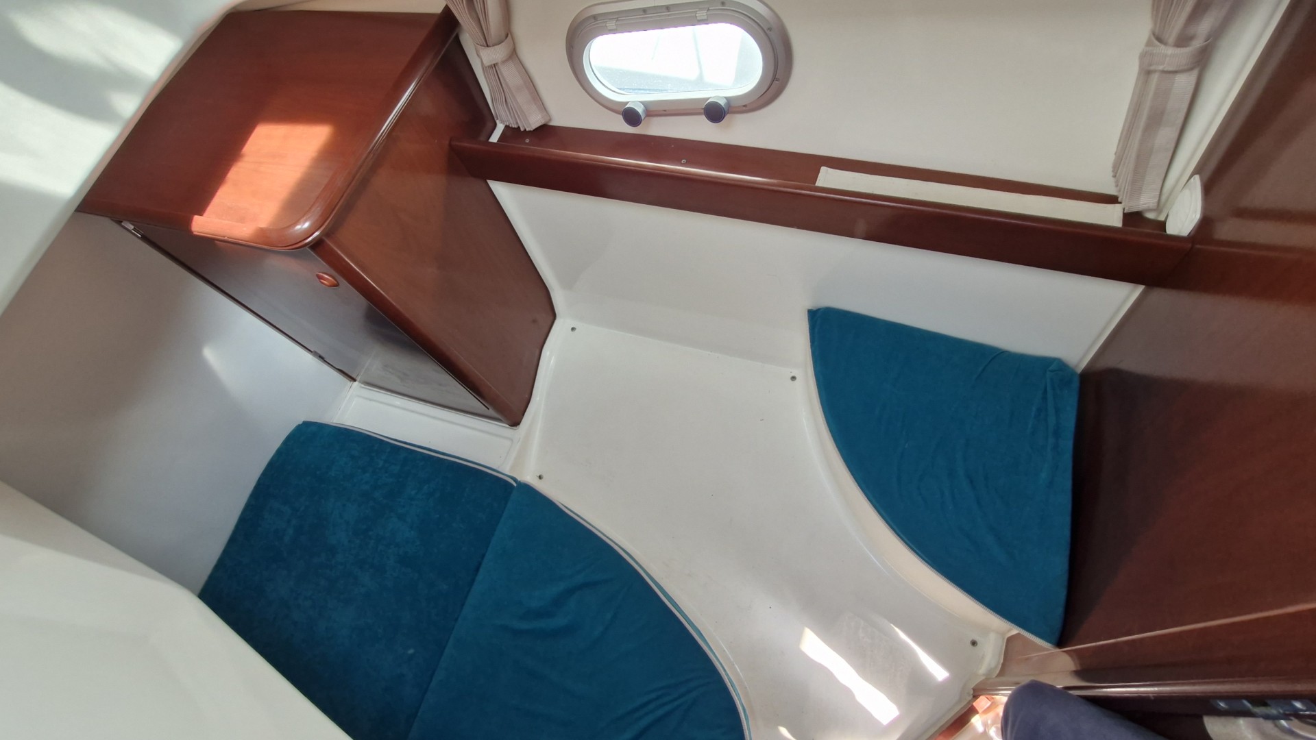 JEANNEAU - LEADER 805 à vendre