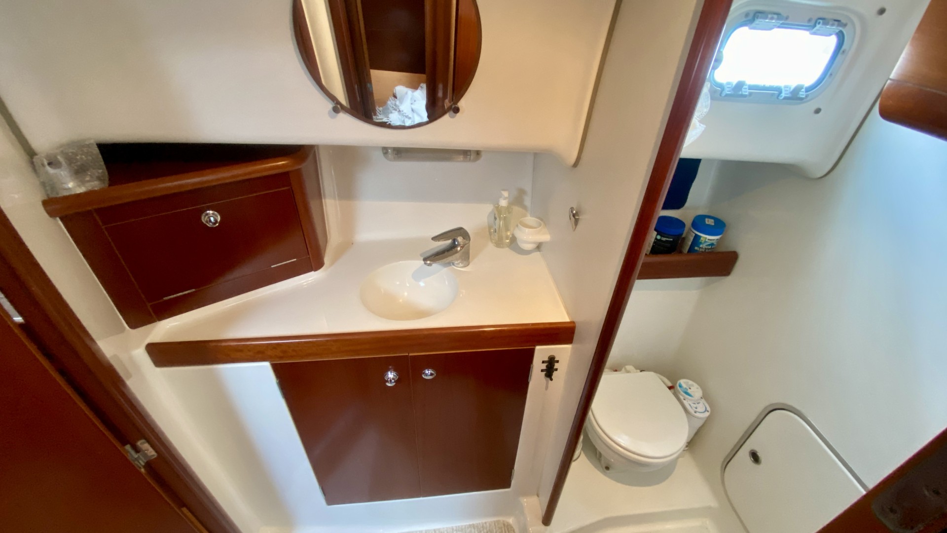 BENETEAU - ANTARES 10.80 à vendre