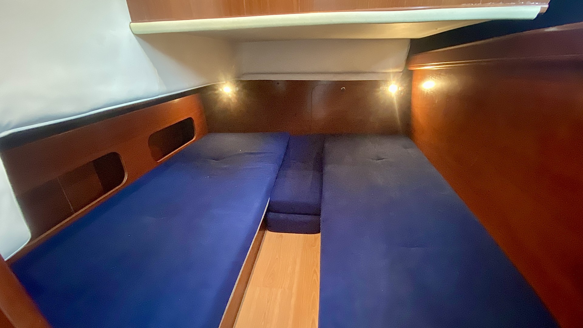 BENETEAU - ANTARES 10.80 à vendre