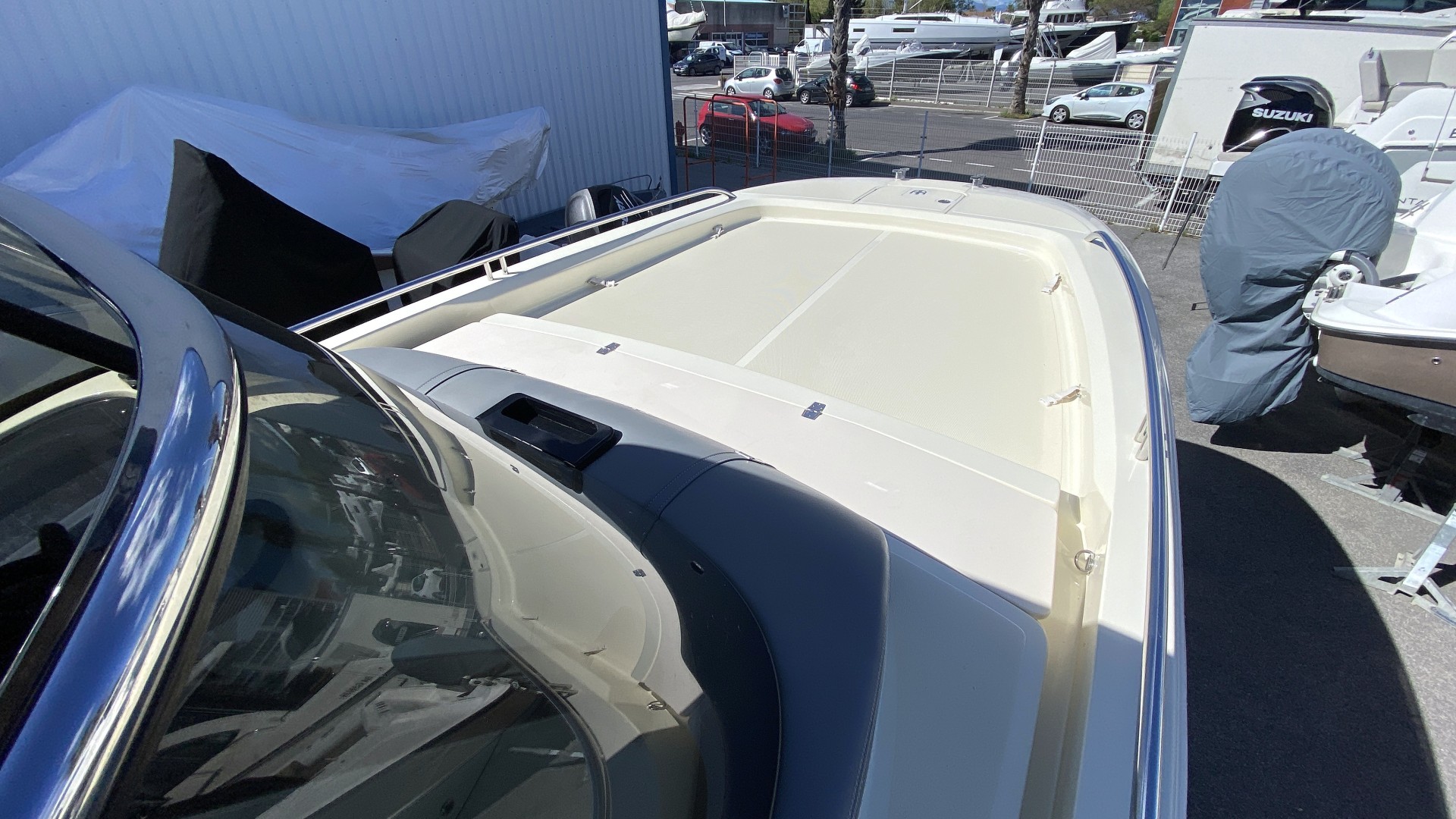 INVICTUS - 270 CX à vendre