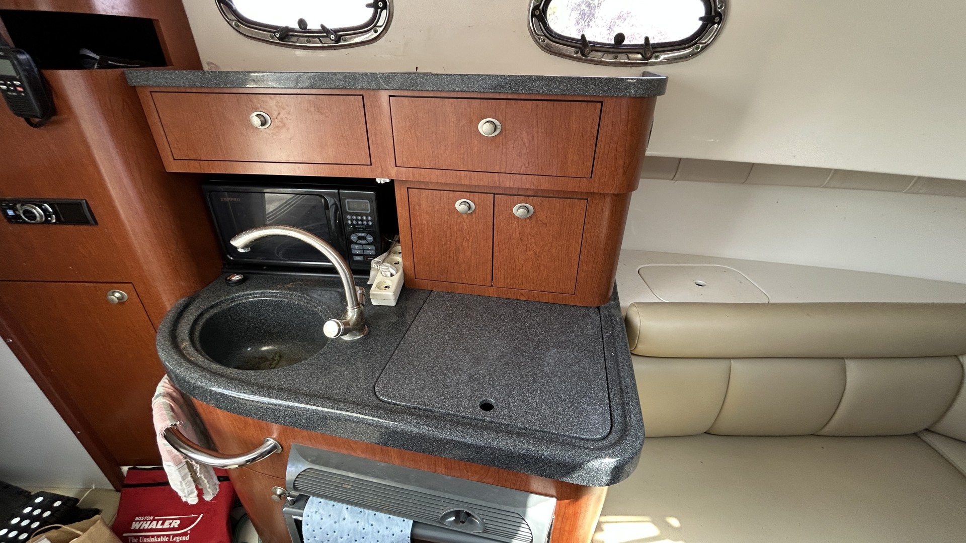 BOSTON WHALER - 305 CONQUEST à vendre
