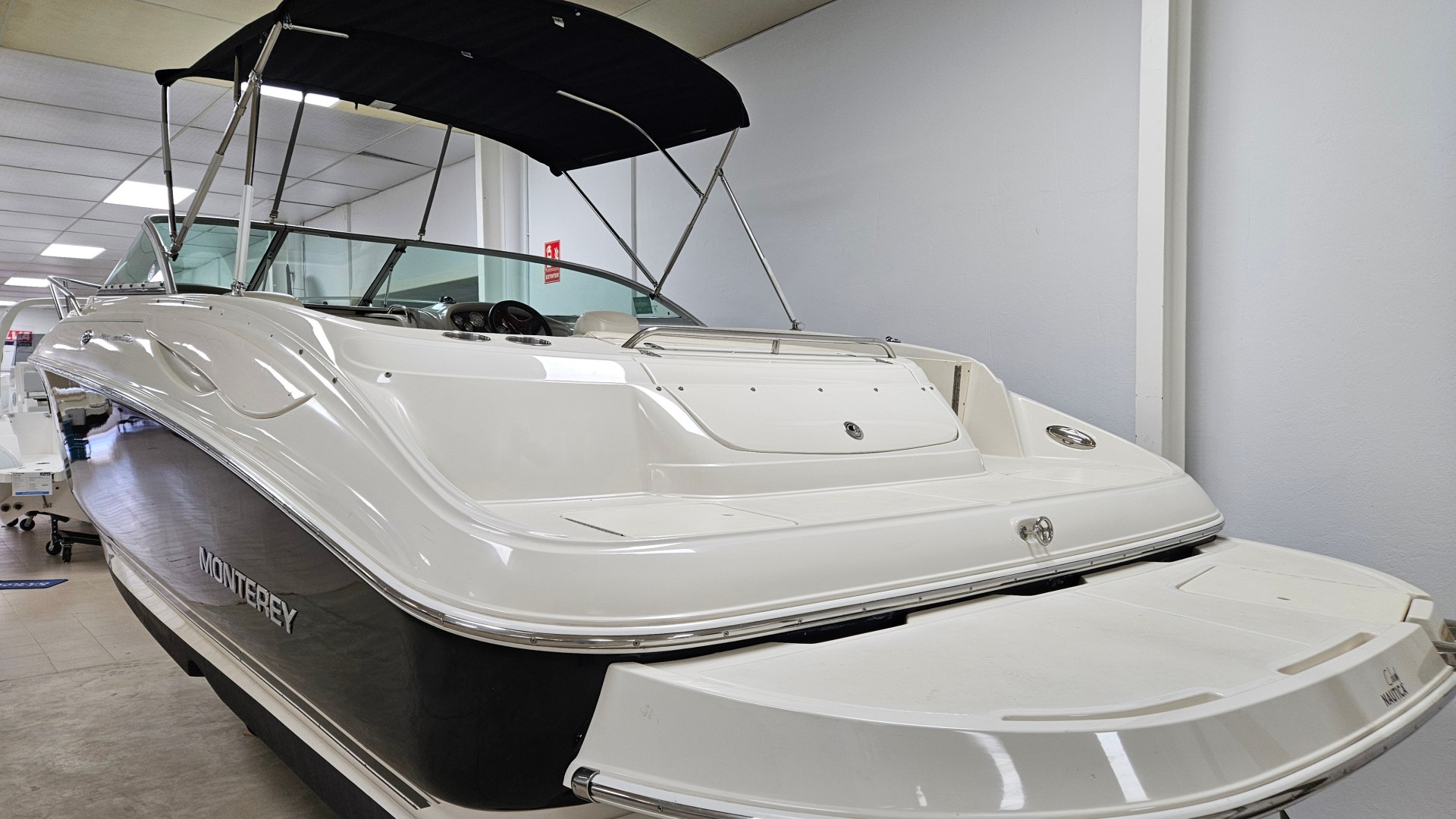 MONTEREY - 248 LSC à vendre