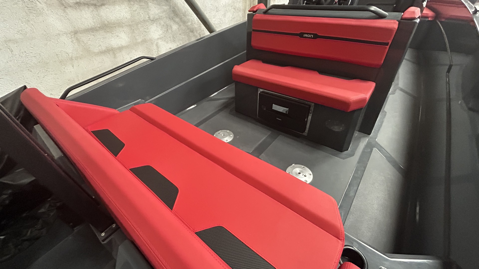 IRON - 827 à vendre