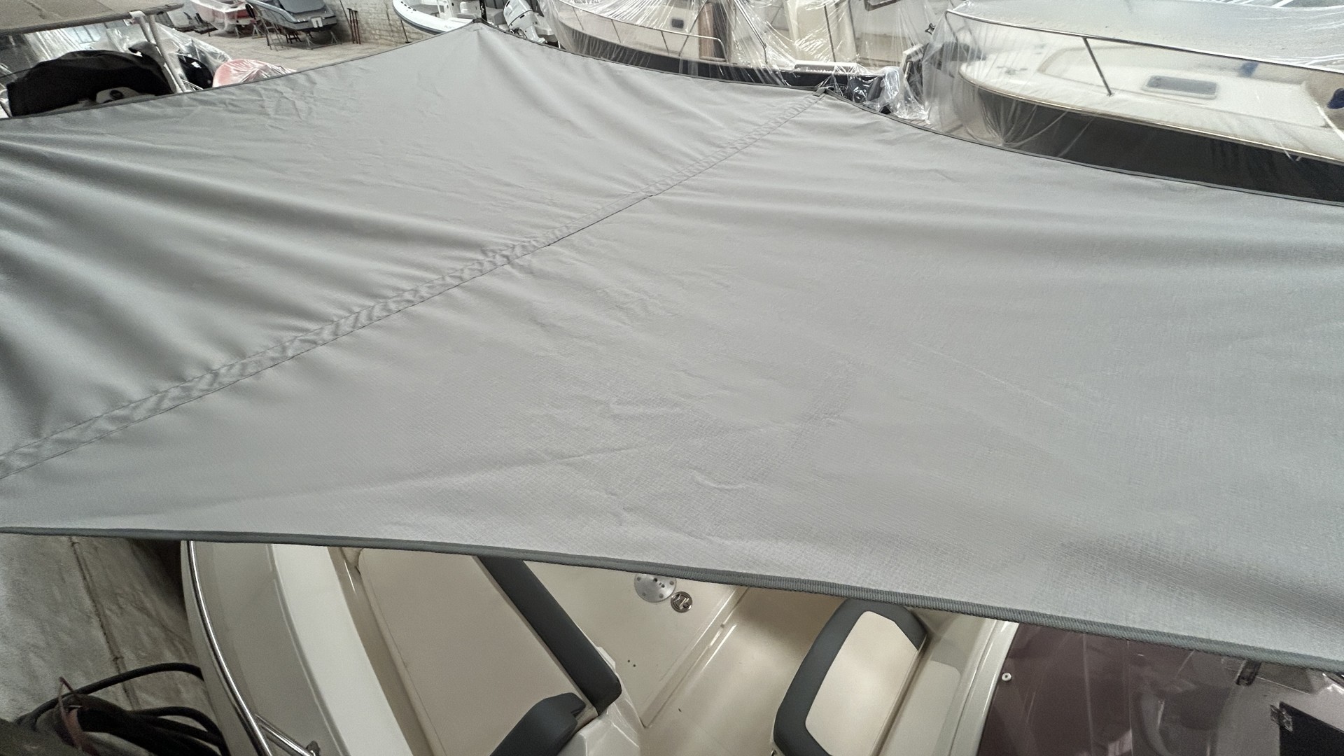 WHITE SHARK - 240CC à vendre