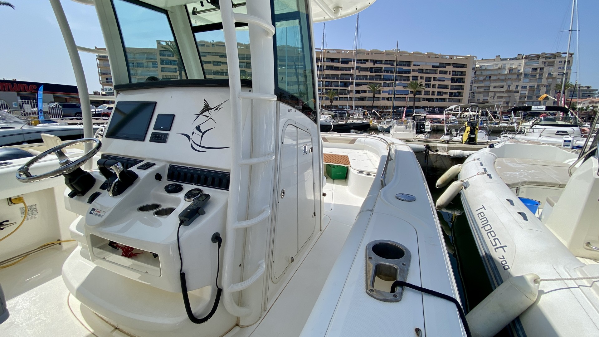 BOSTON WHALER - 320 OUTRAGE à vendre