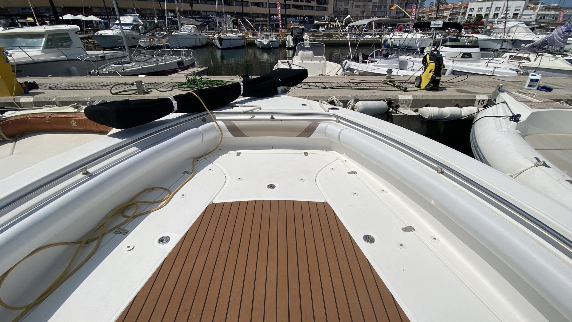 BOSTON WHALER - 320 OUTRAGE à vendre