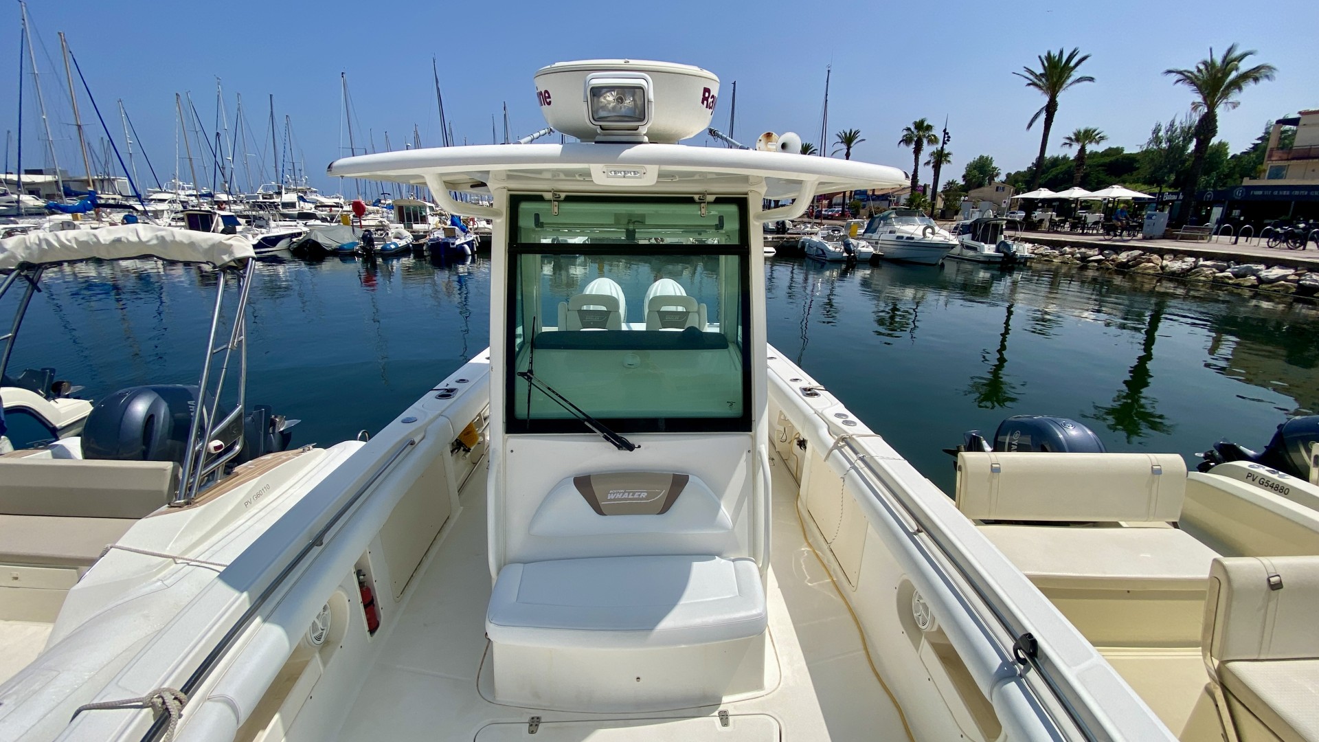 BOSTON WHALER - 320 OUTRAGE à vendre