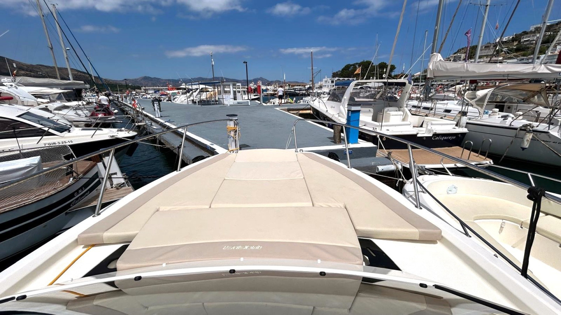 QUICKSILVER - 875 SUNDECK à vendre