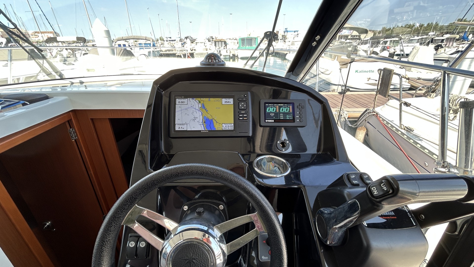 JEANNEAU - MERRY FISHER 895 à vendre