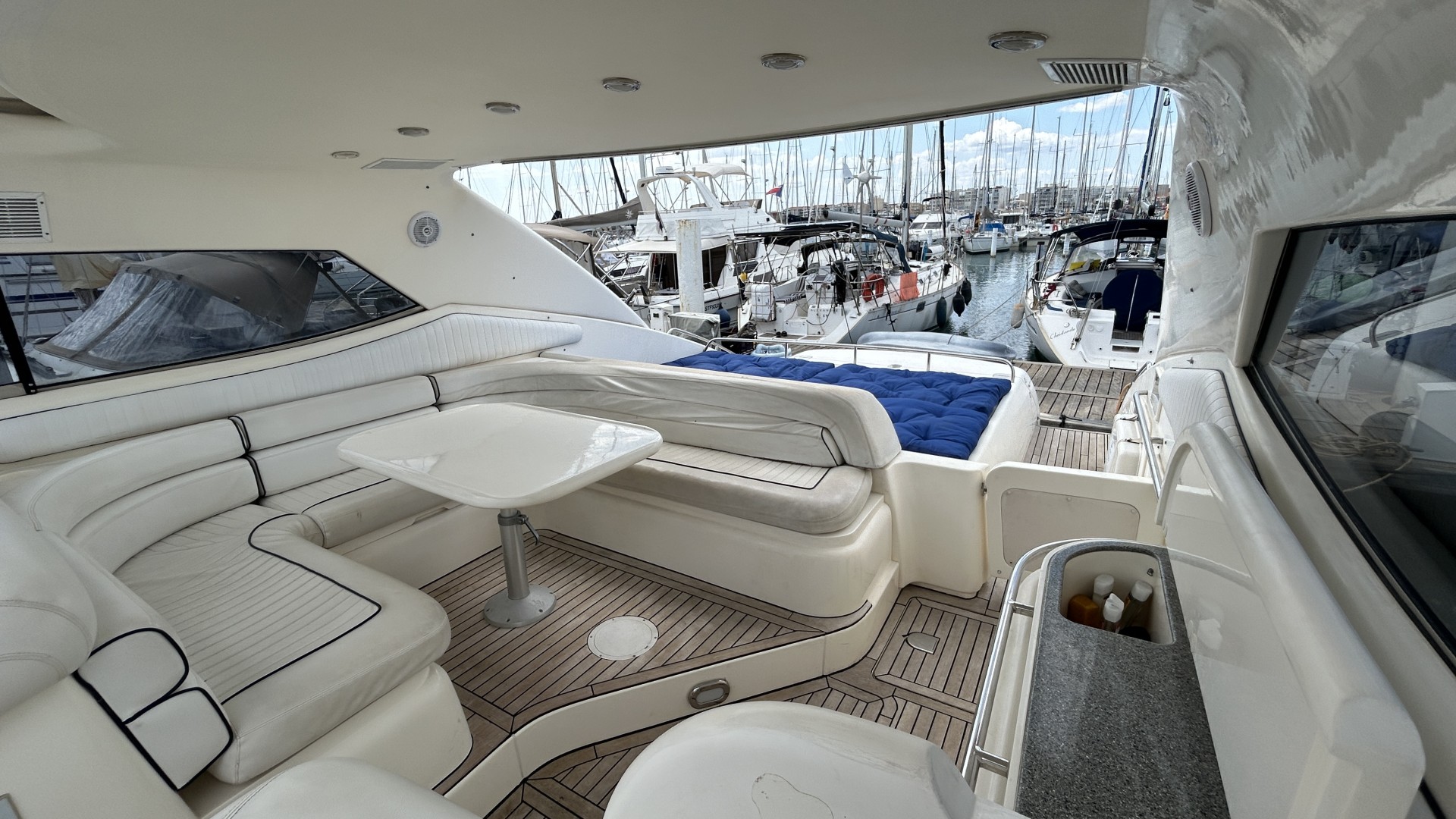 SUNSEEKER - Predator 63 à vendre