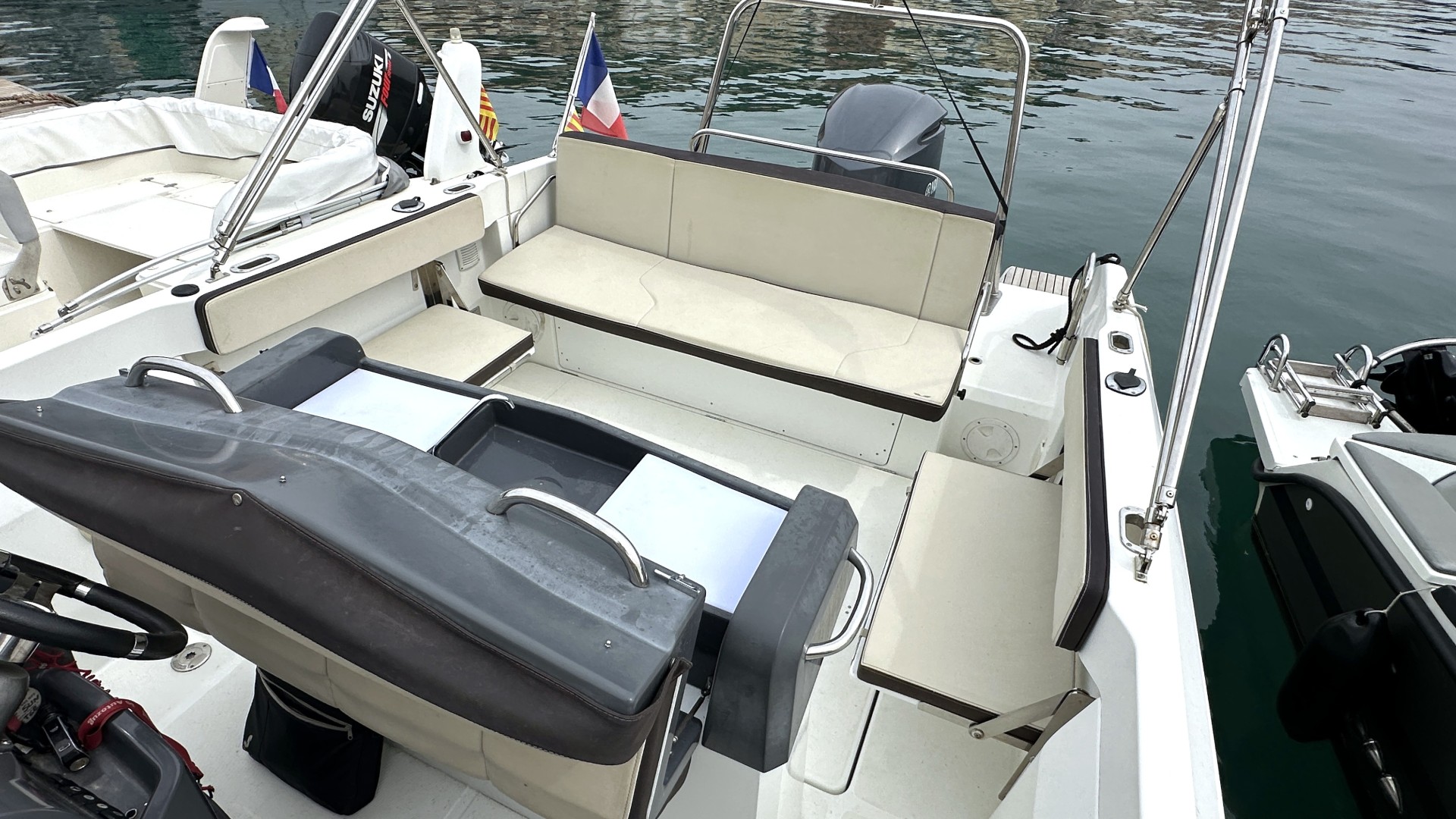 BENETEAU - FLYER 7.7 SUNDECK à vendre