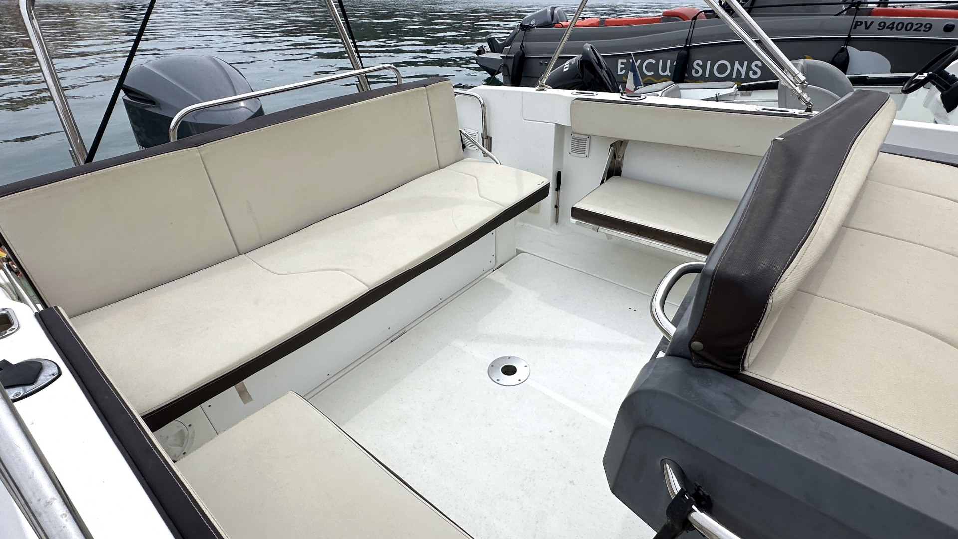 BENETEAU - FLYER 7.7 SUNDECK à vendre