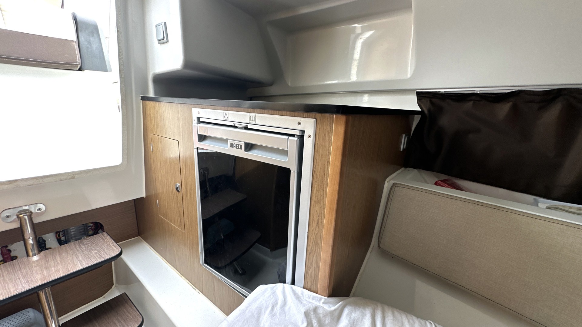 BENETEAU - FLYER 7.7 SUNDECK à vendre