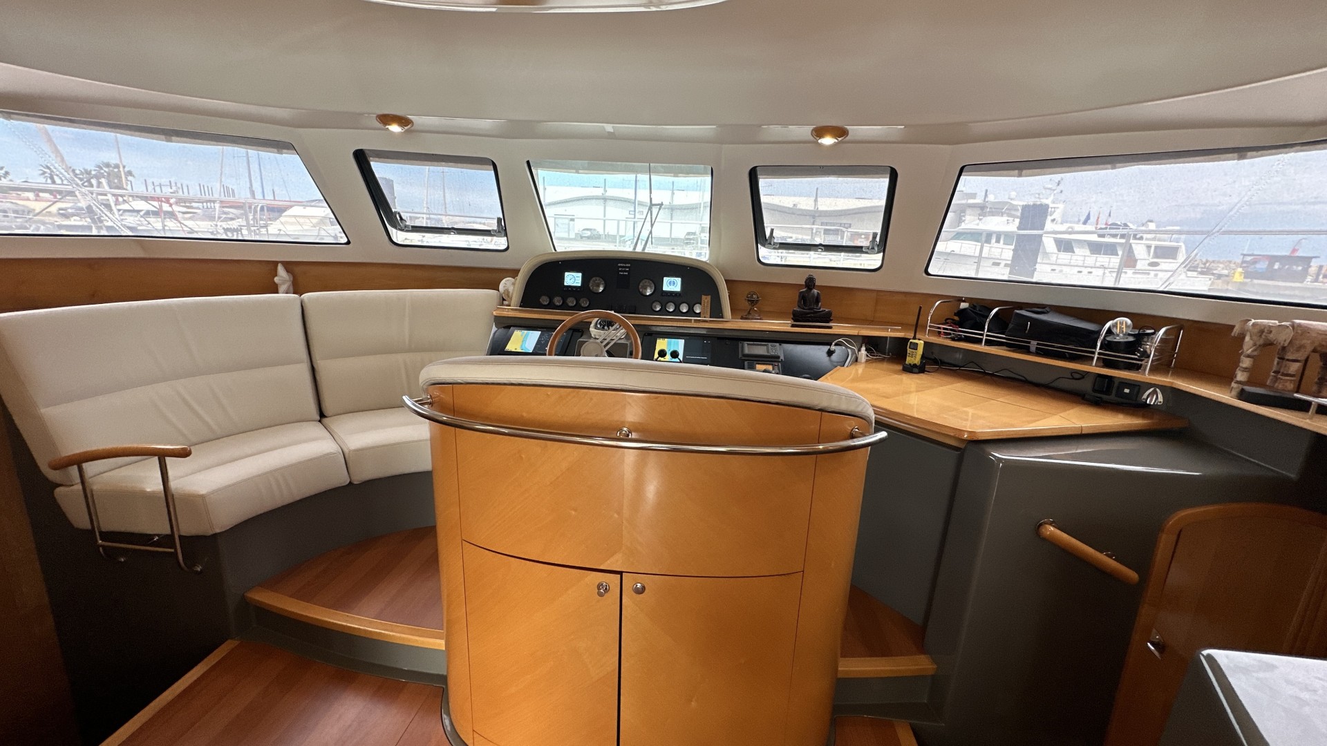 Fountaine Pajot - CUMBERLAND 44 à vendre