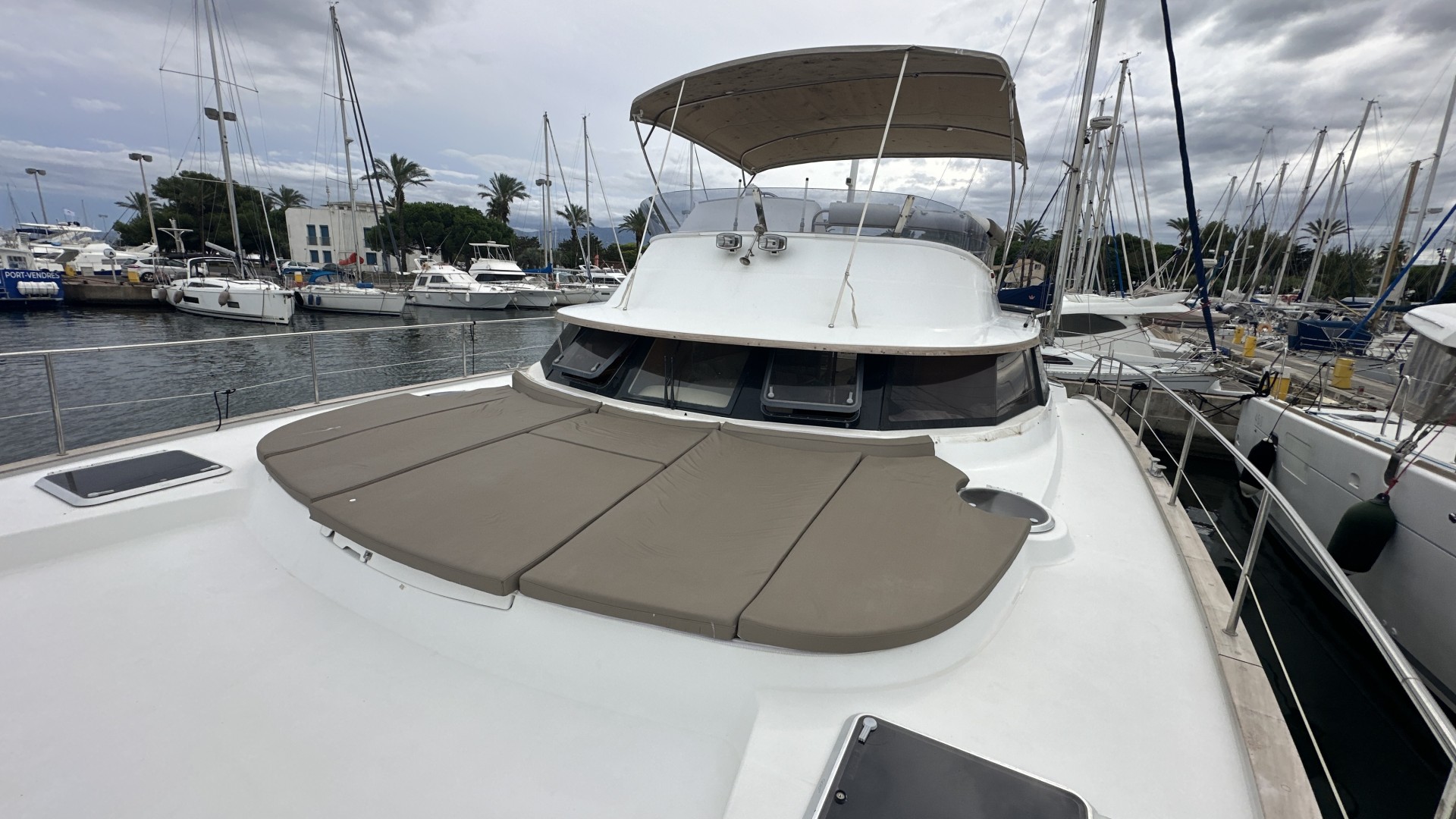 Fountaine Pajot - CUMBERLAND 44 à vendre