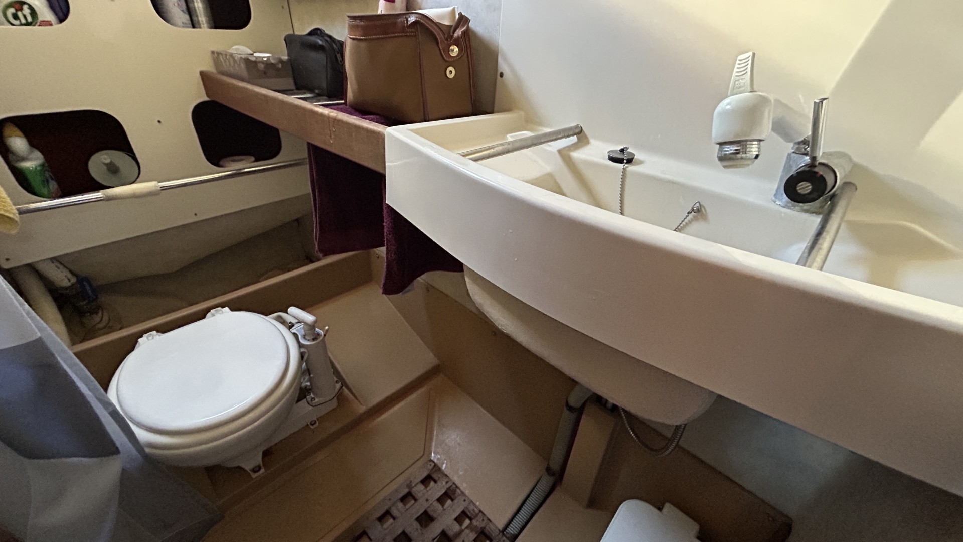 AMEL - MANGO 52 à vendre