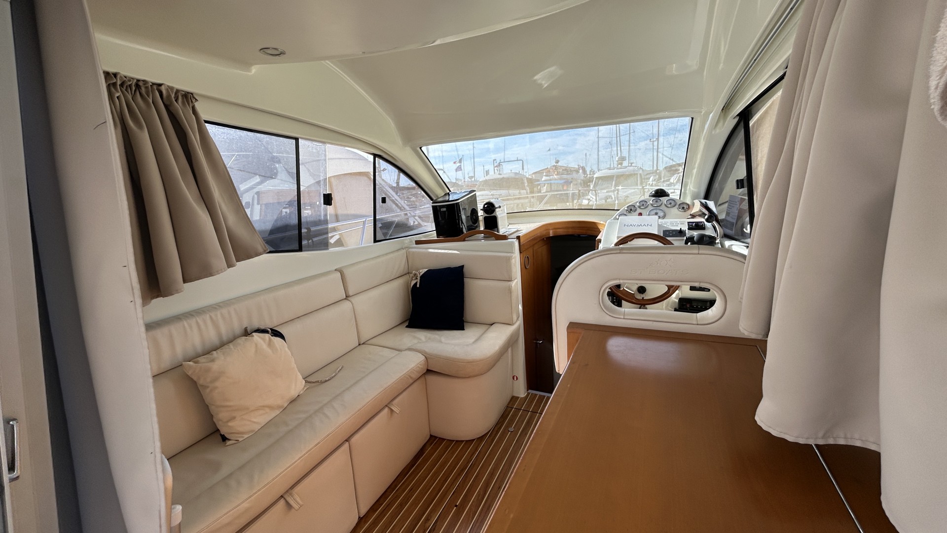 ST BOATS - 27 Fly à vendre