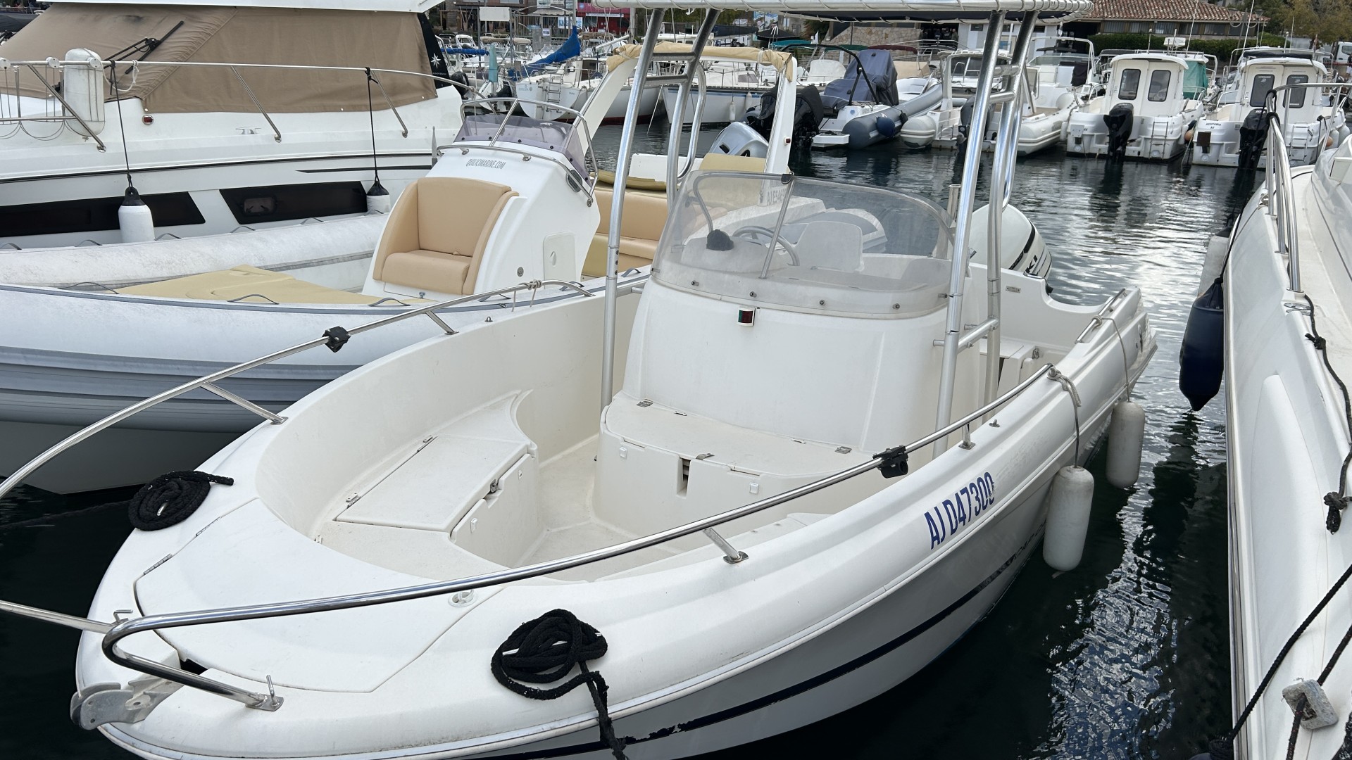 JEANNEAU - CAP CAMARAT 635CC à vendre