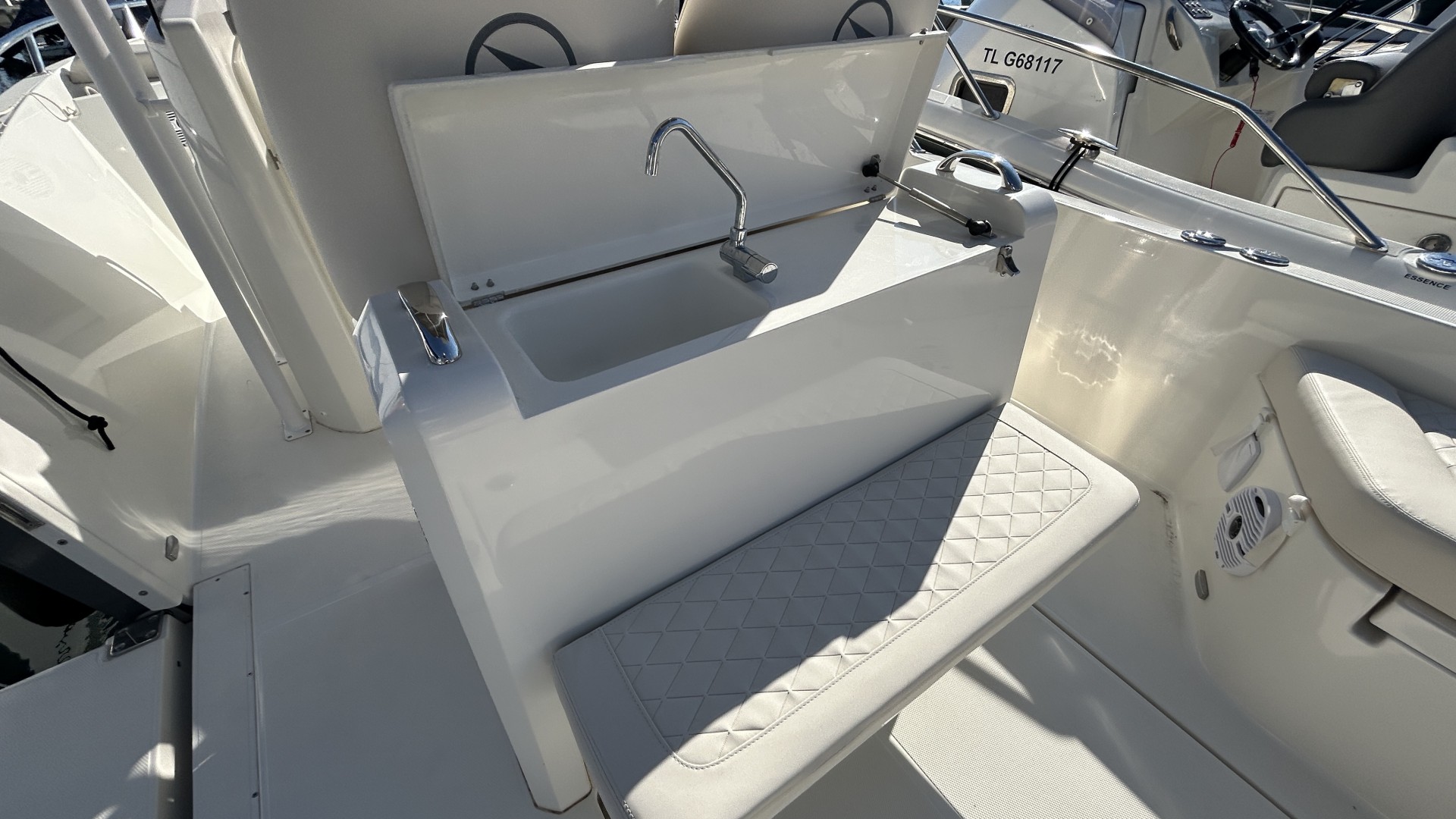 WHITE SHARK - 280 CC EVO à vendre