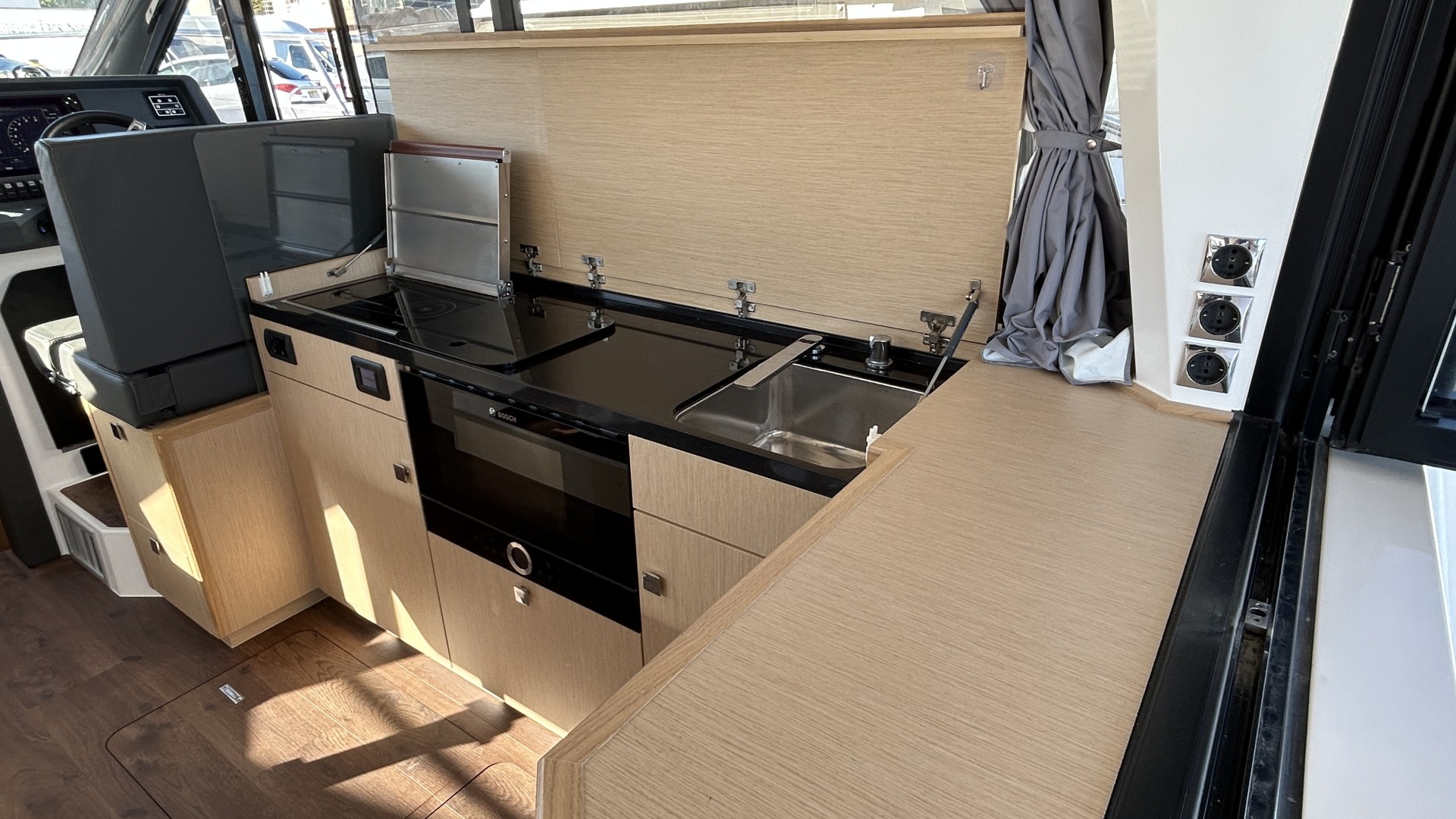 PARKER - MONACO 110 FLY à vendre