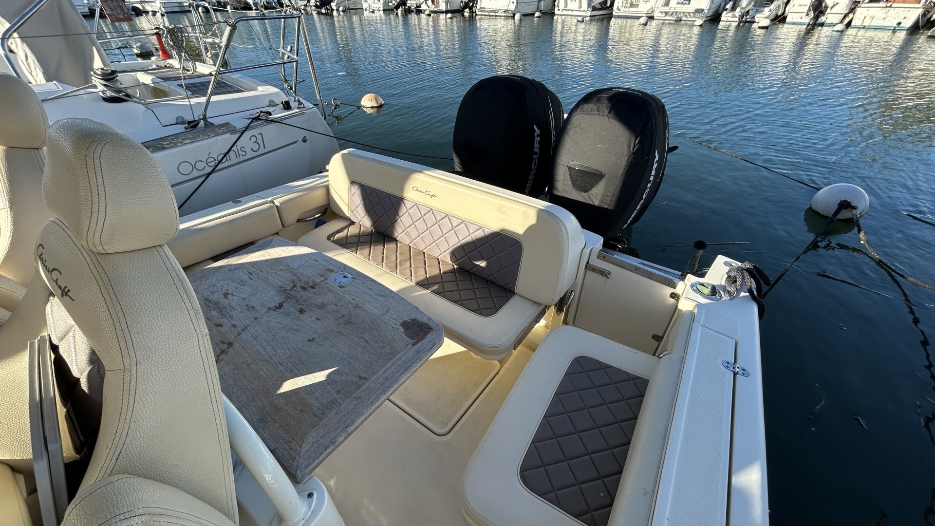 CHRIS CRAFT - CATALINA 30 à vendre