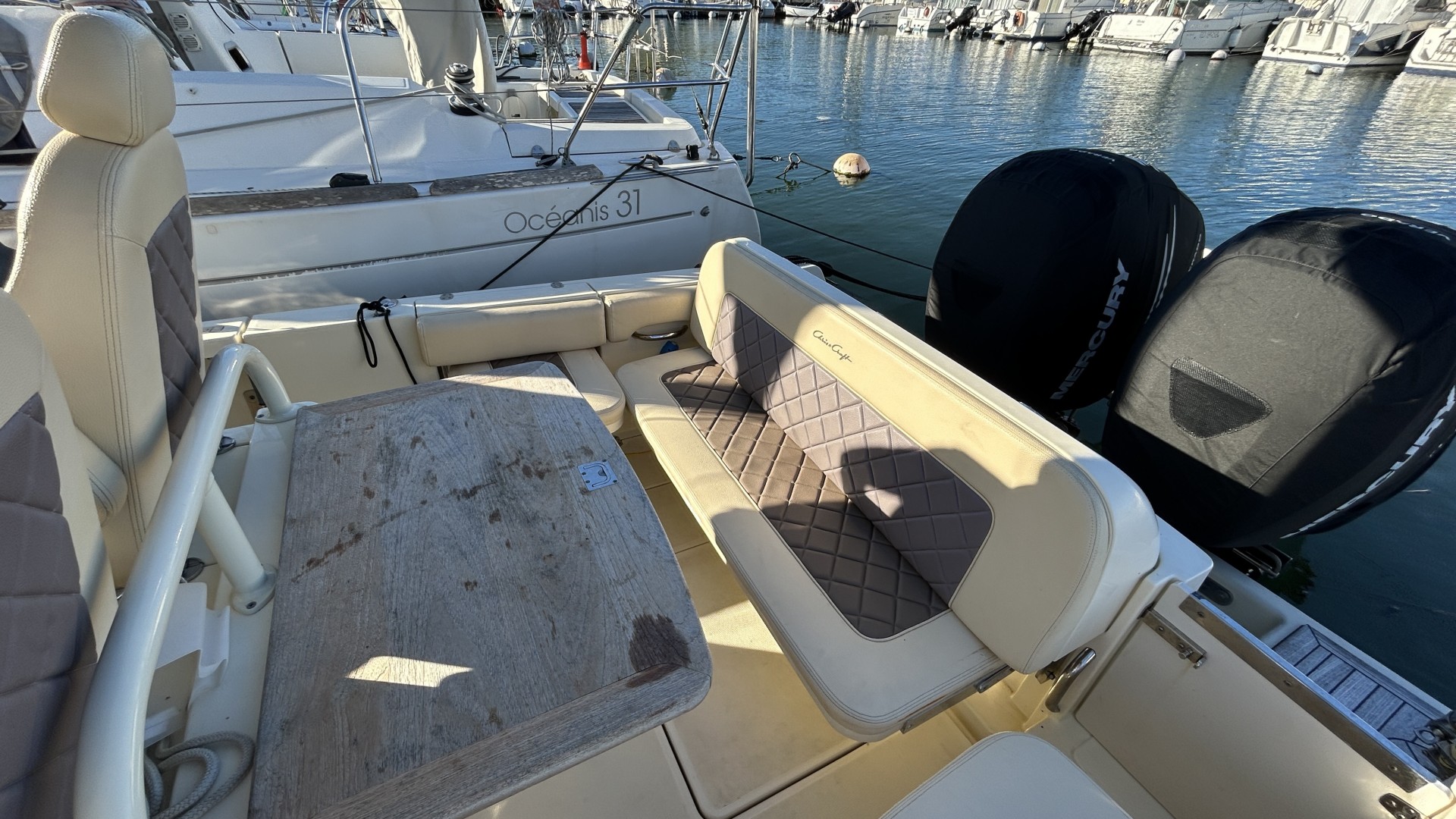 CHRIS CRAFT - CATALINA 30 à vendre