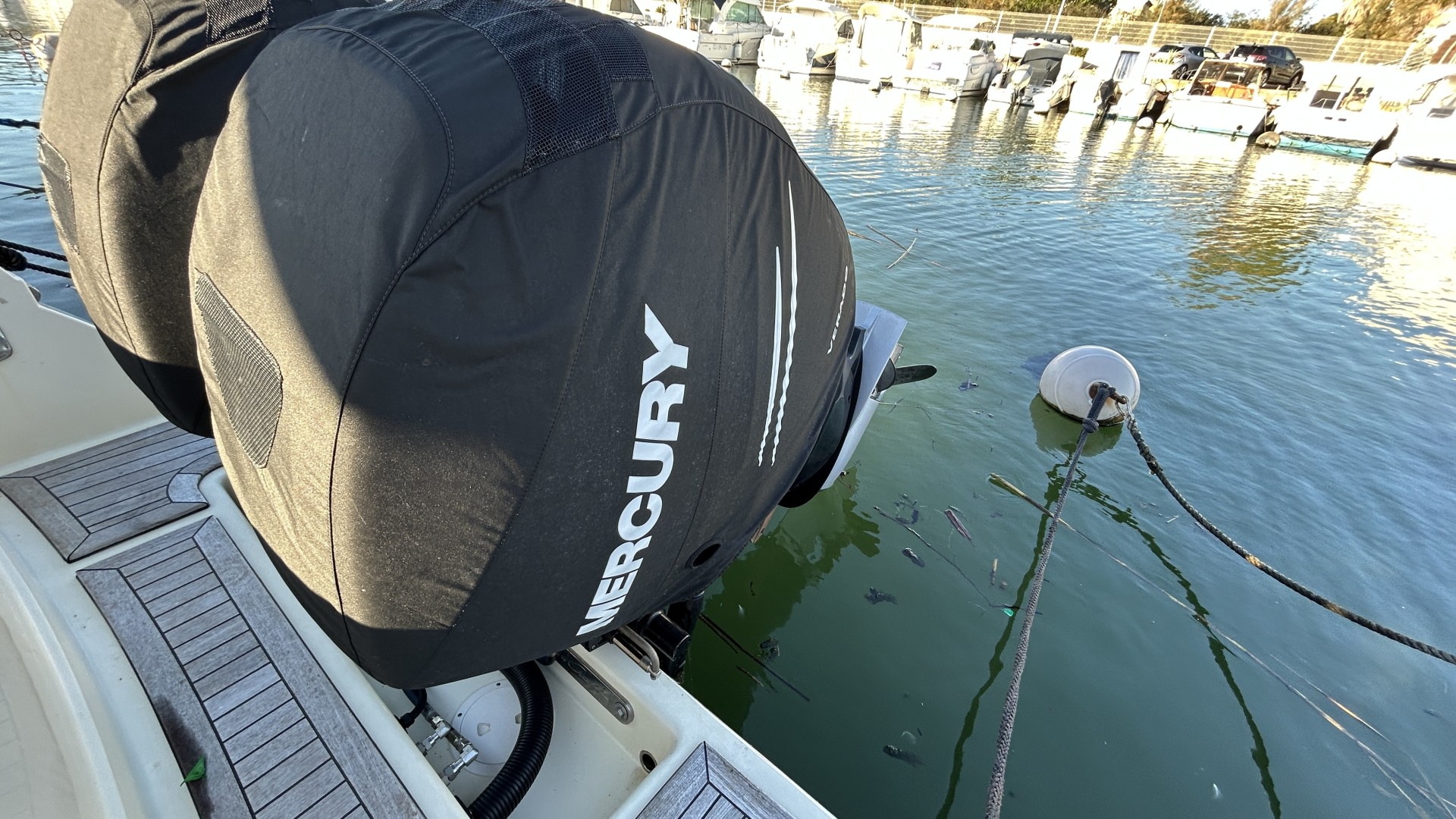 CHRIS CRAFT - CATALINA 30 à vendre