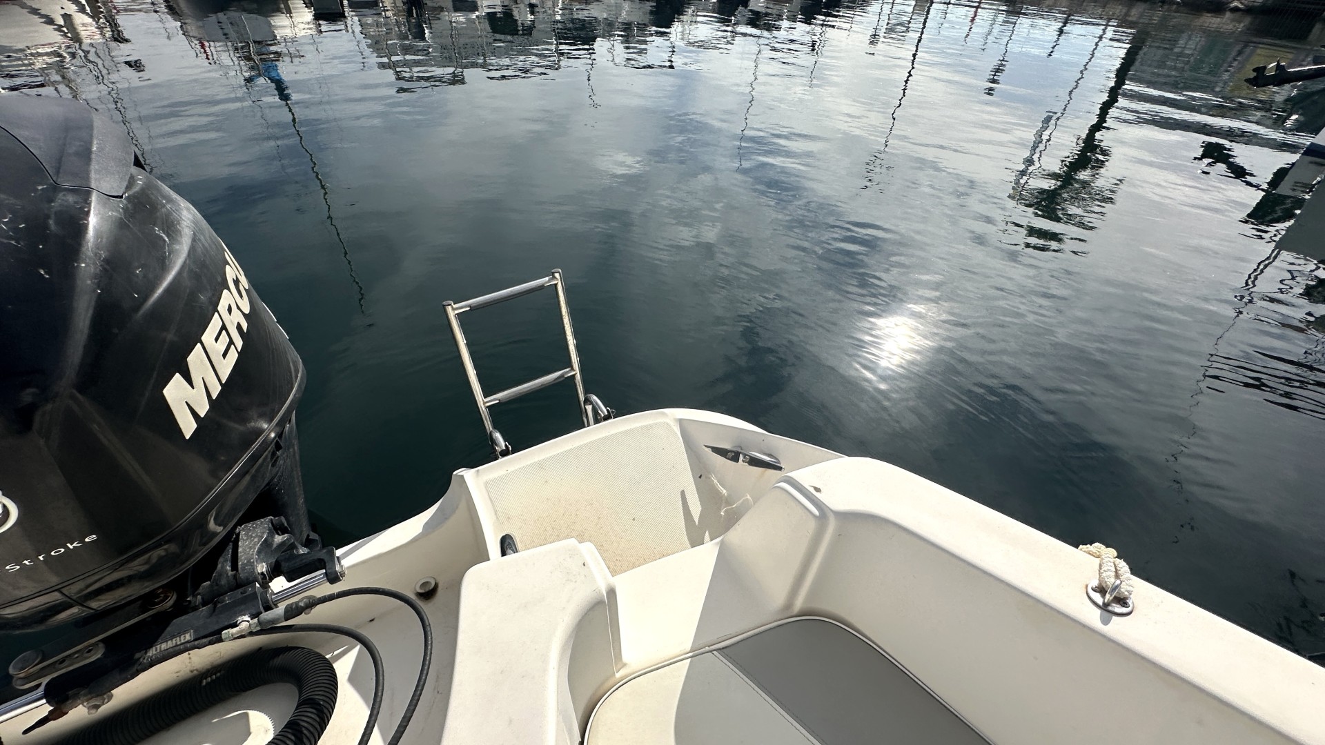 QUICKSILVER - 635 COMMANDER à vendre