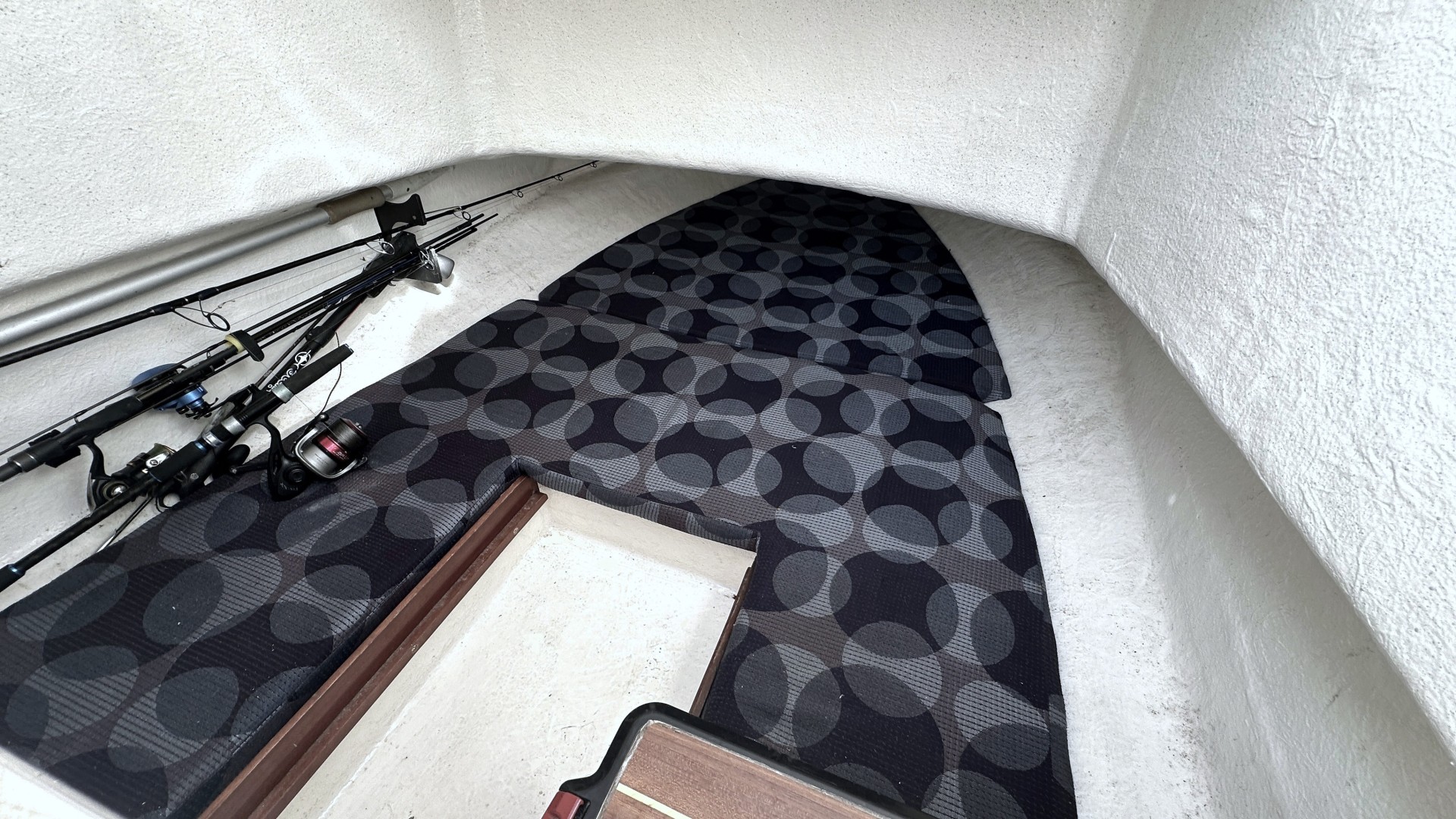 QUICKSILVER - 635 COMMANDER à vendre